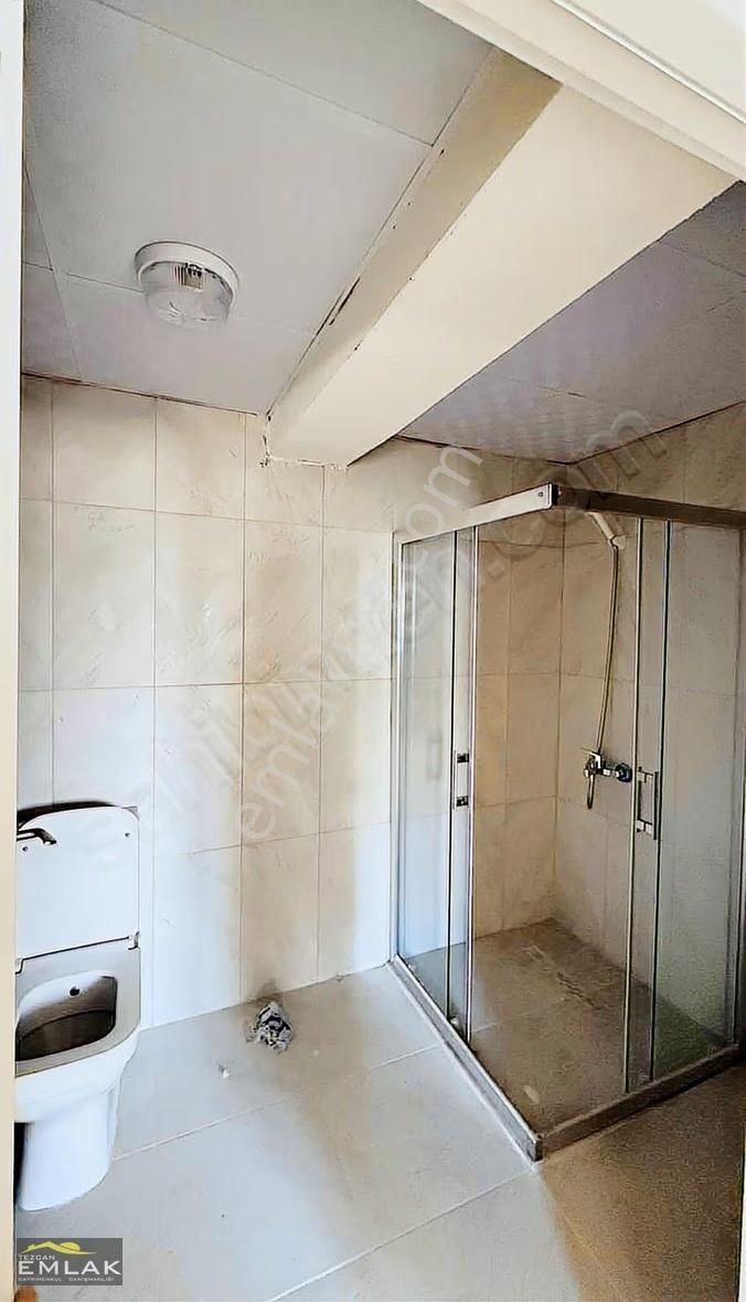 Esenler Bayar Evlerinde Ara Kat Ön Cephe 3+1 - Görsel 5