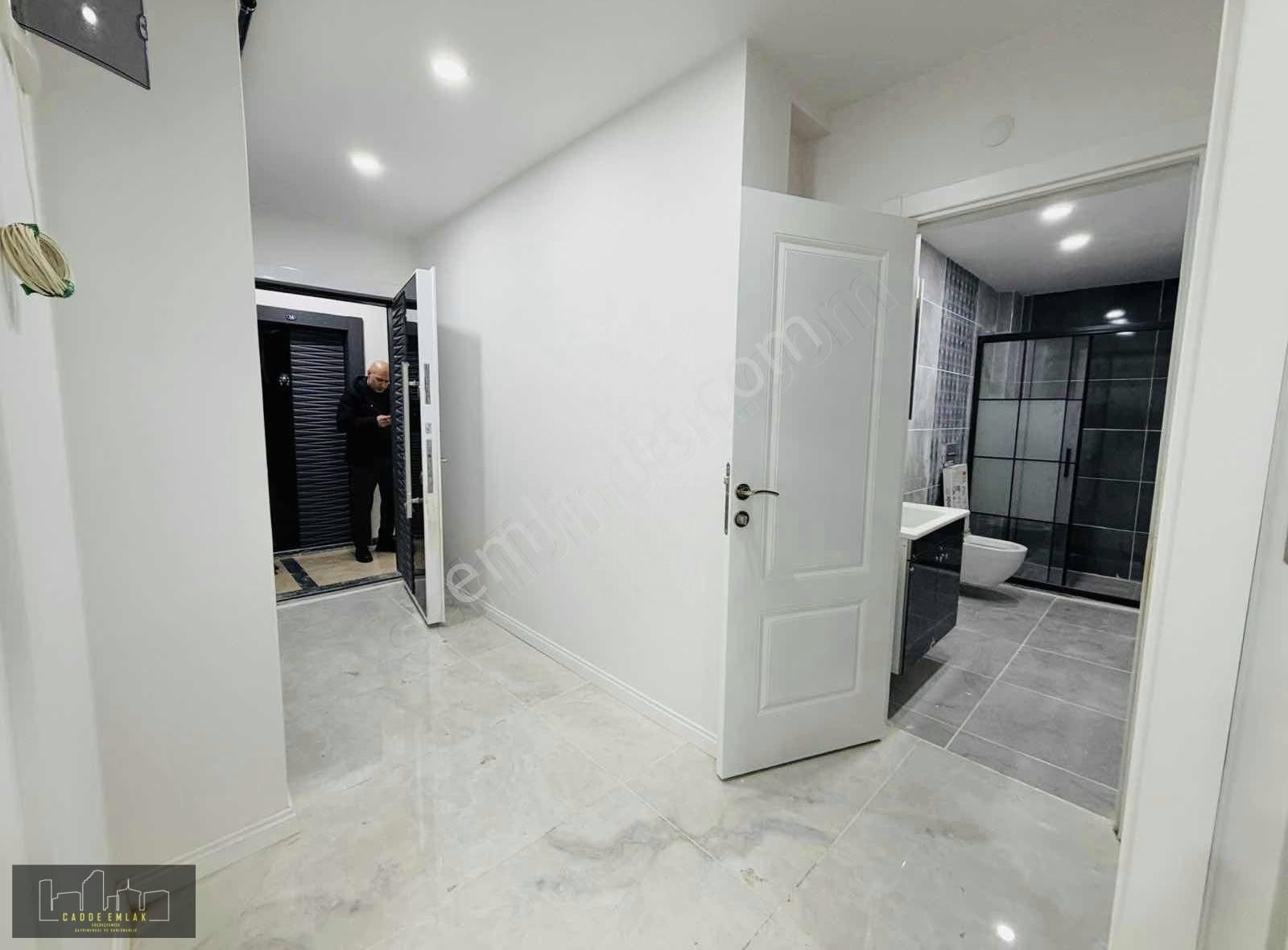 Cadde Emlak Cennet Mah Sıfır Otoparklı 2+1 100 M2 Ara Kat Daire - Görsel 5