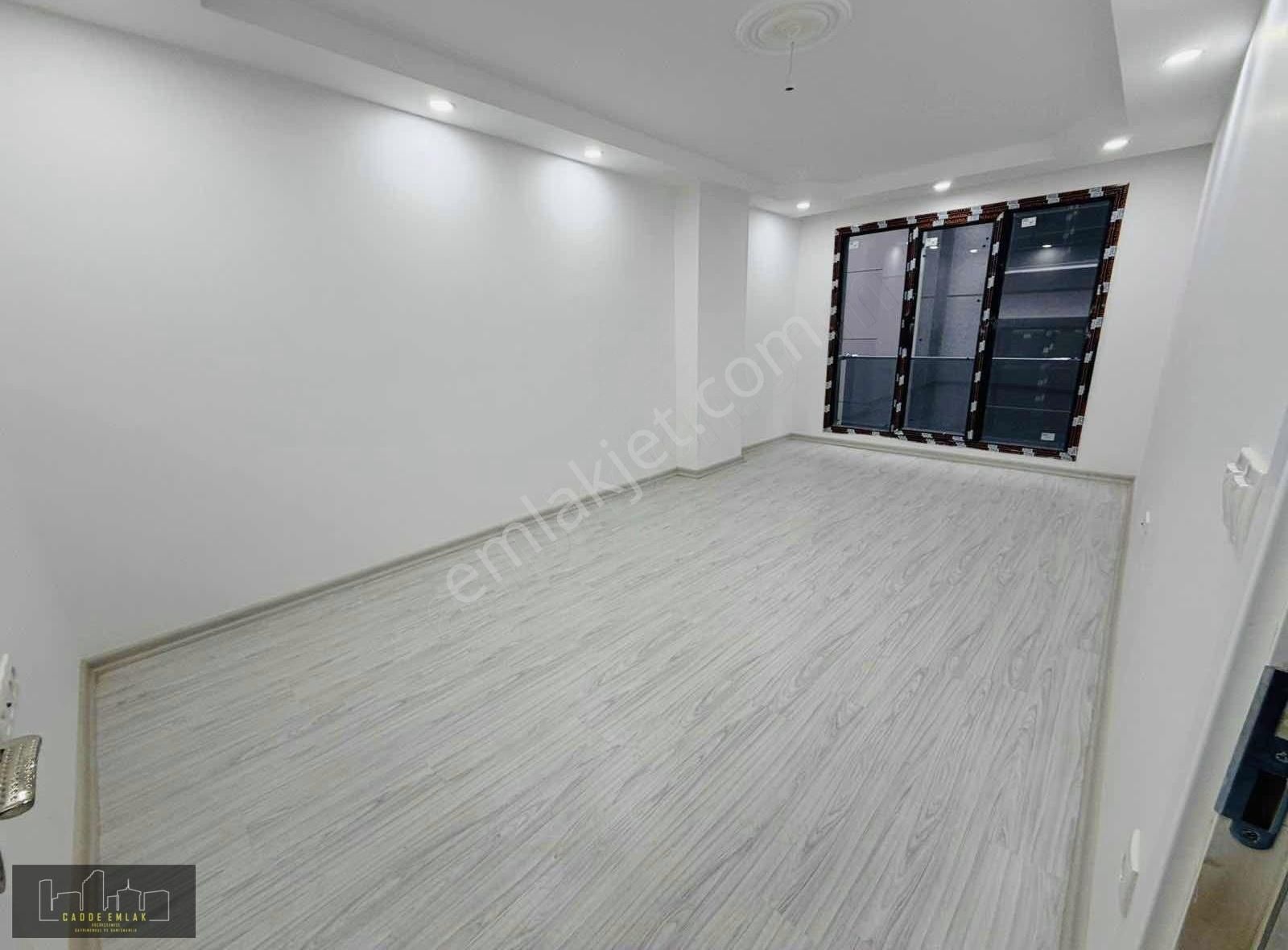 Cadde Emlak Cennet Mah Sıfır Otoparklı 2+1 100 M2 Ara Kat Daire - Görsel 9