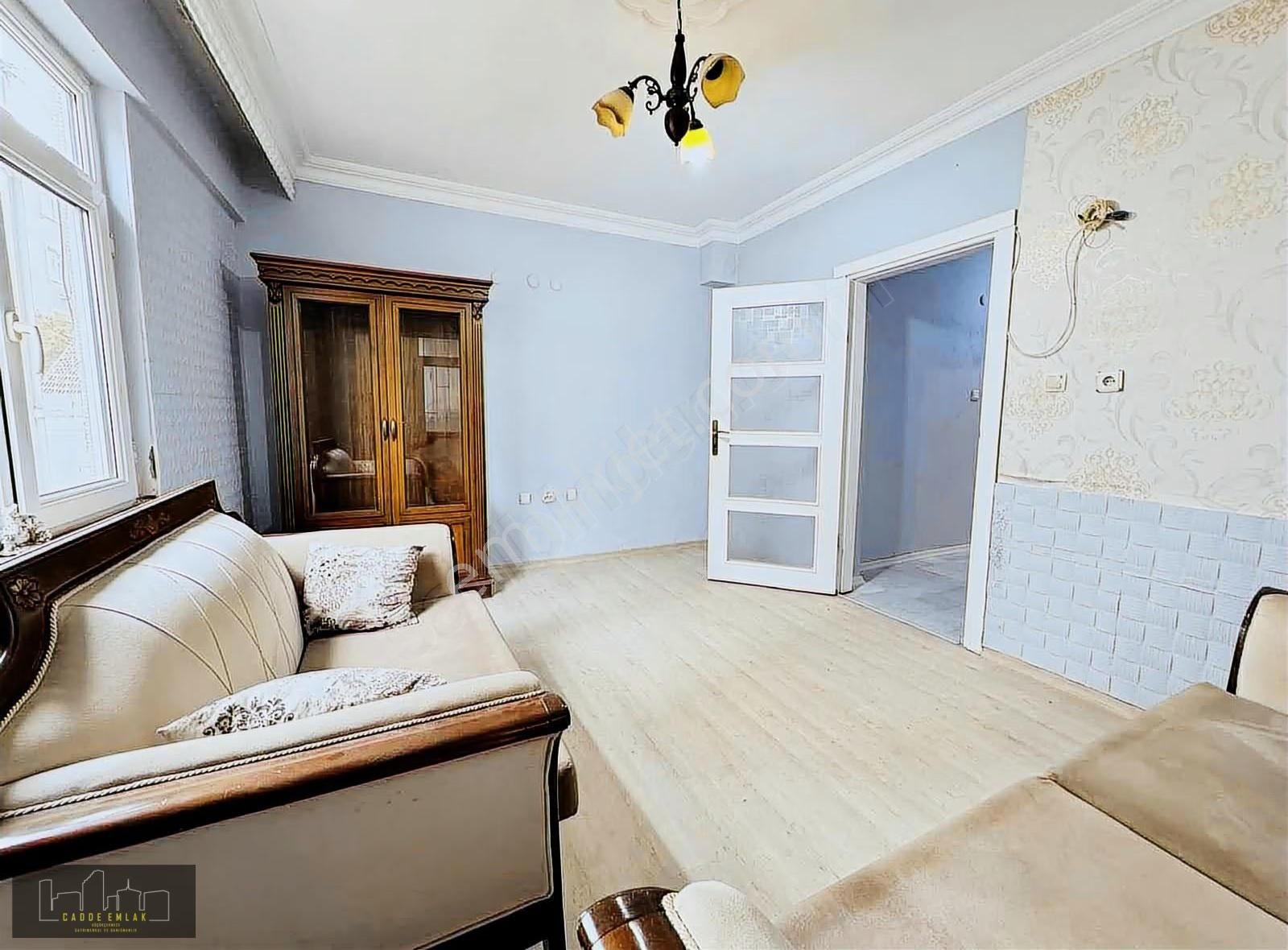 Cadde Emlak Yeşilova Mah 2+1 70 M2 Kredili Yüksek Camlı B Katı - Görsel 5