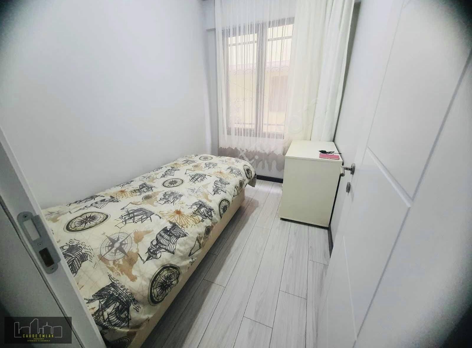 Cadde Emlak Yeşilova Mah Yeni Bina 2+1 Kiracılı Otoparklı Y Grş - Görsel 3