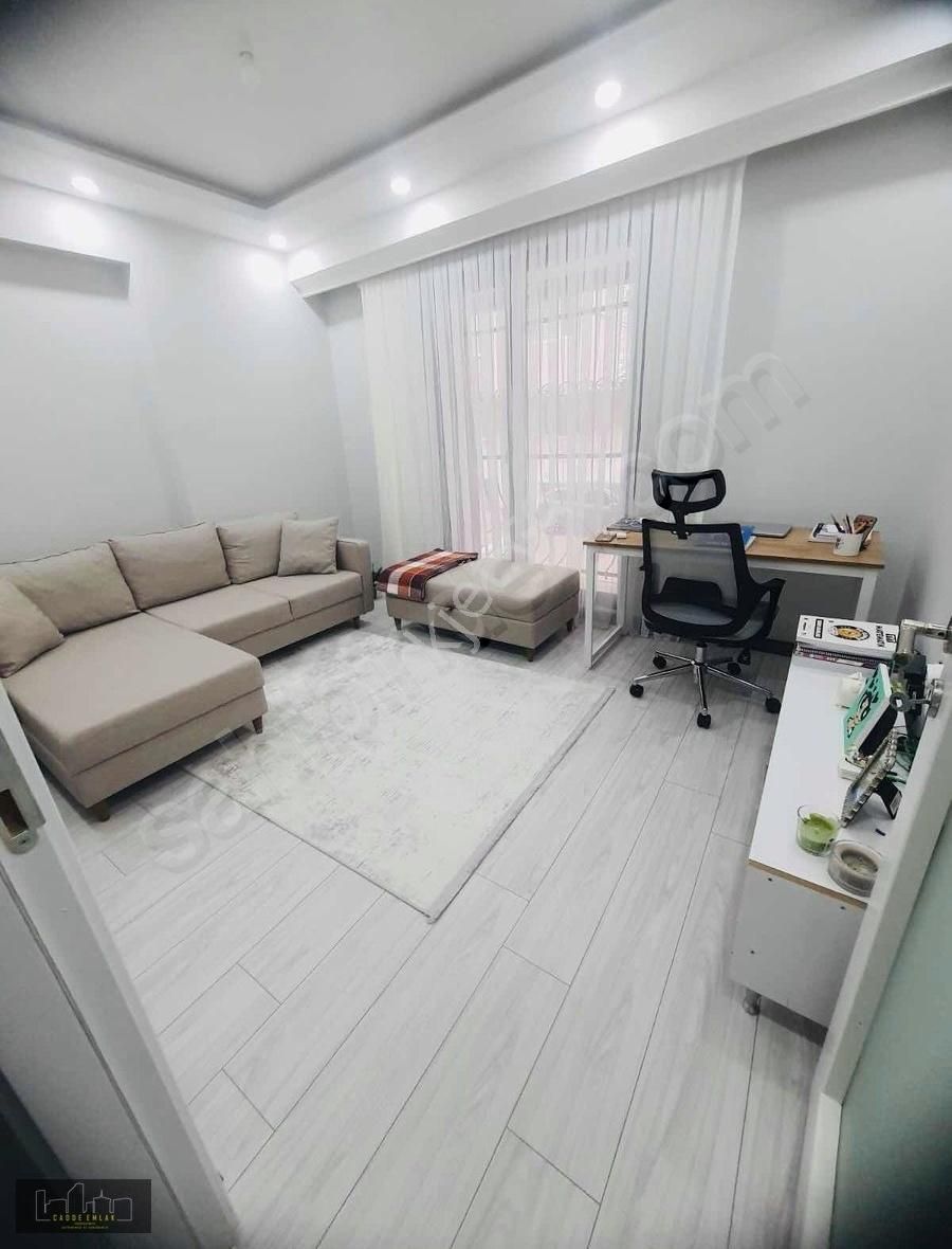 Cadde Emlak Yeşilova Mah Yeni Bina 2+1 Kiracılı Otoparklı Y Grş - Görsel 2