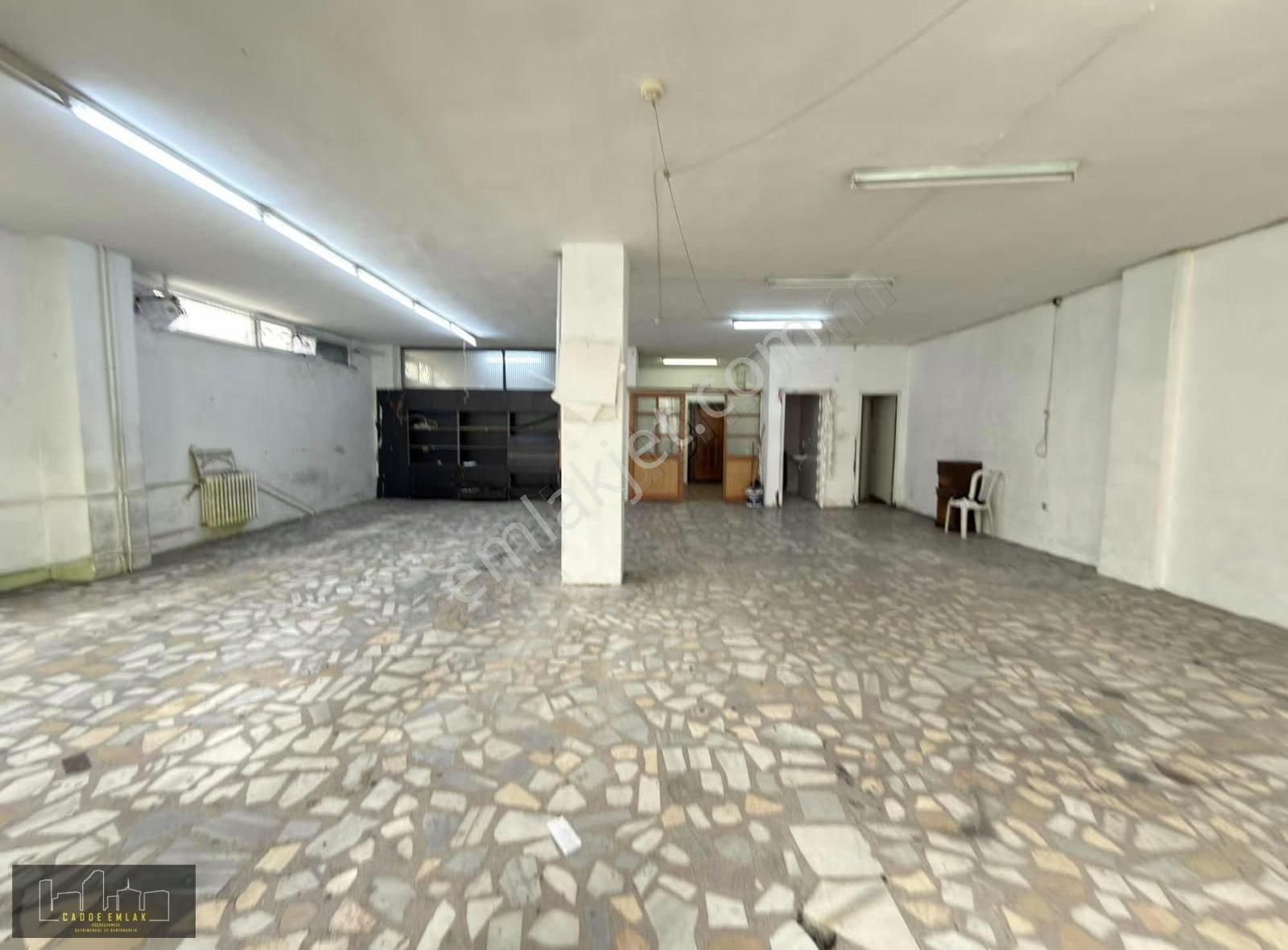 Cadde Emlak Gültepe Beşyola Çok Yakın 165 M2 Asansörlü Dükkan - Görsel 2