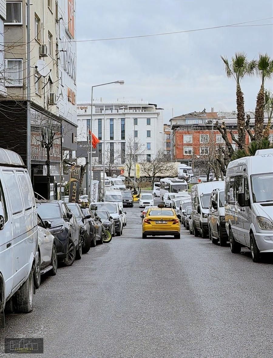 Cadde Emlak Gültepe Beşyola Çok Yakın 165 M2 Asansörlü Dükkan - Görsel 7