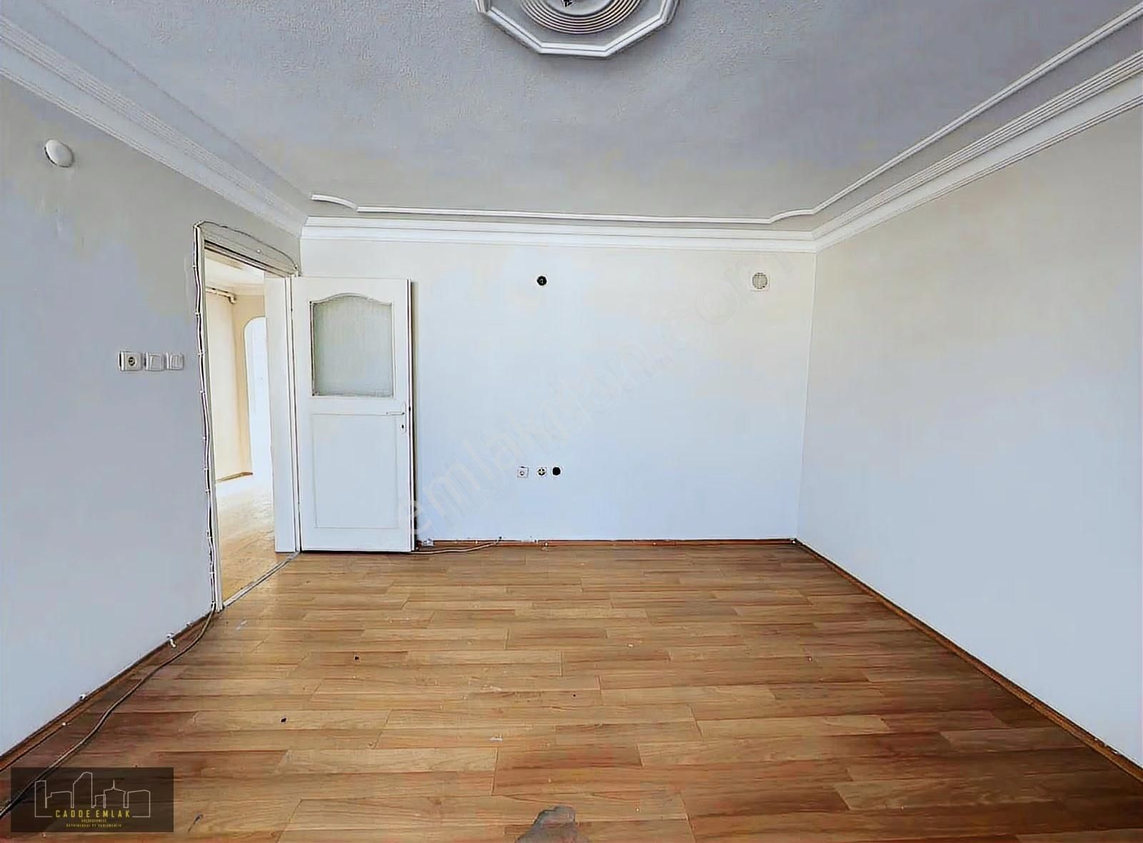 Cadde Emlak Gültepe Mah 2+1 110 M2 Asansörlü Masrafsız Çift Balk - Görsel 34