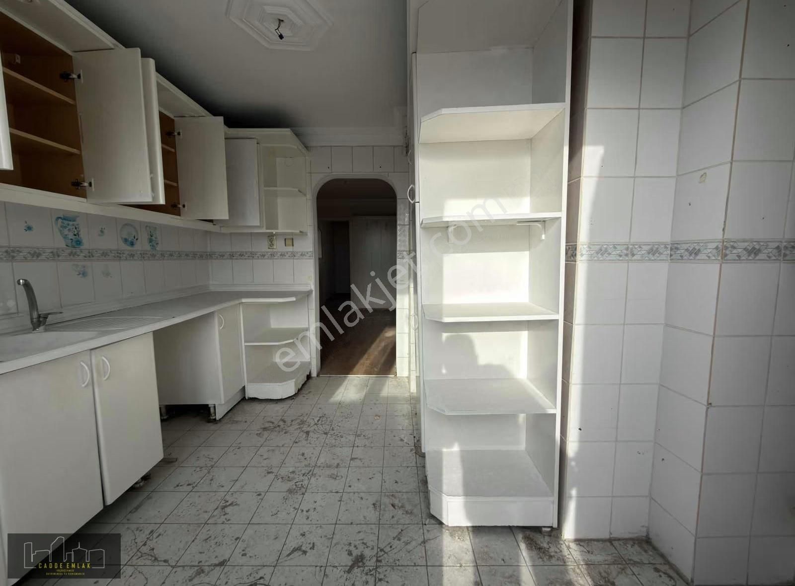Cadde Emlak Gültepe Mah 2+1 110 M2 Asansörlü Masrafsız Çift Balk - Görsel 7