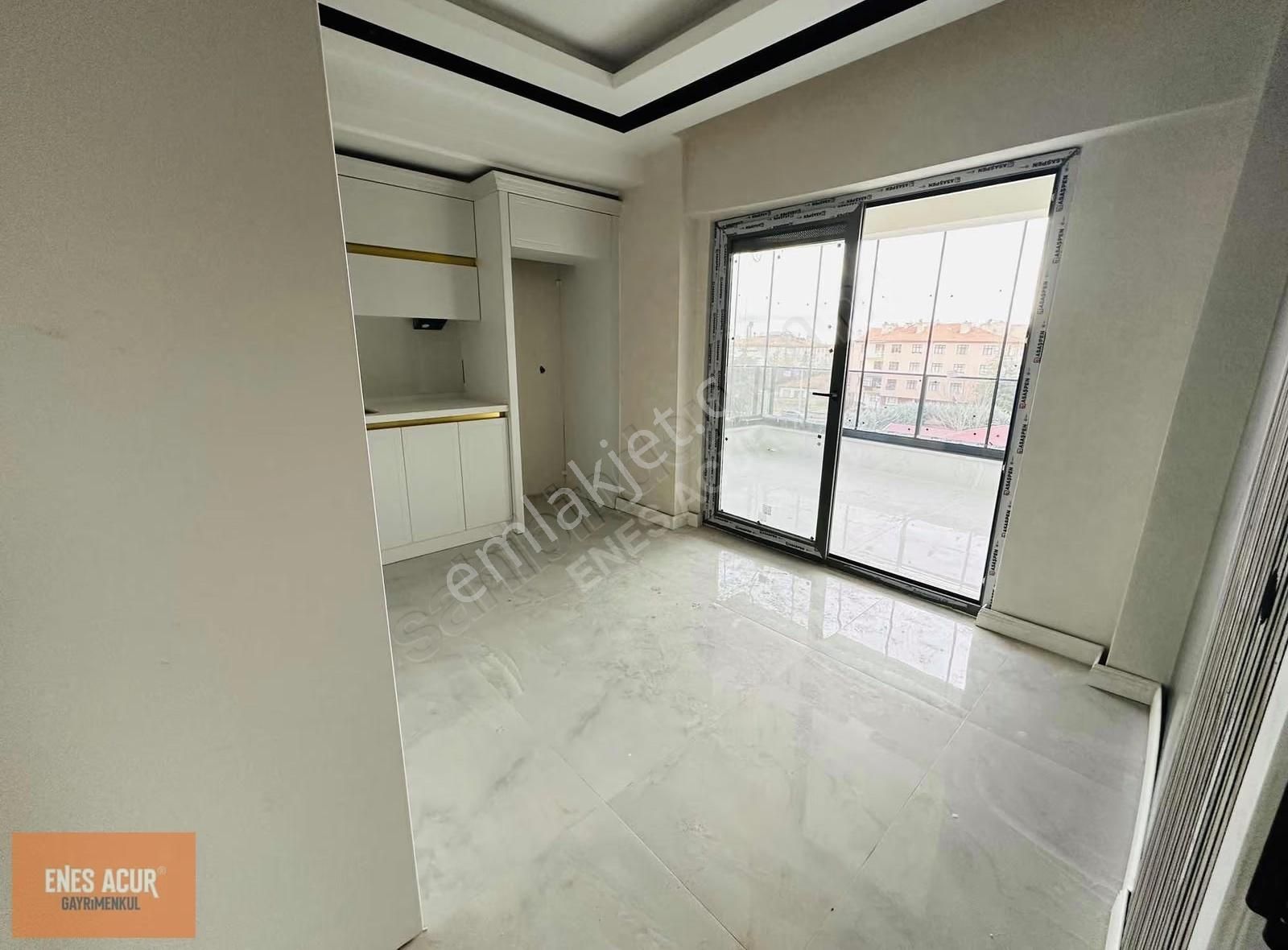 Enes Acur' Dan Diyanet Yurdu Civarı 3+1 Sıfır Lüks Daire !