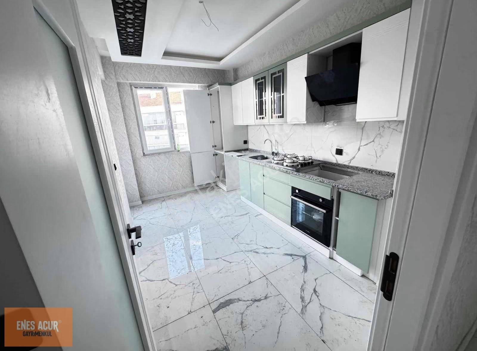 Enes Acur' Dan Akabe Mahallesinde 3+1 Kiralık Daire - Görsel 15
