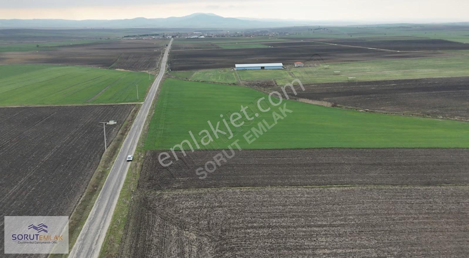 Türkmen Köyünde Ana Yola Cepheli 6.730 M² Satılık Tarla - Görsel 16