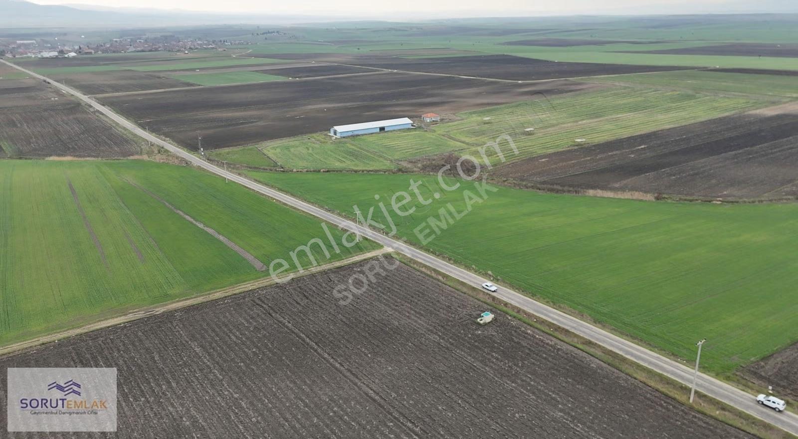 Türkmen Köyünde Ana Yola Cepheli 6.730 M² Satılık Tarla - Görsel 20