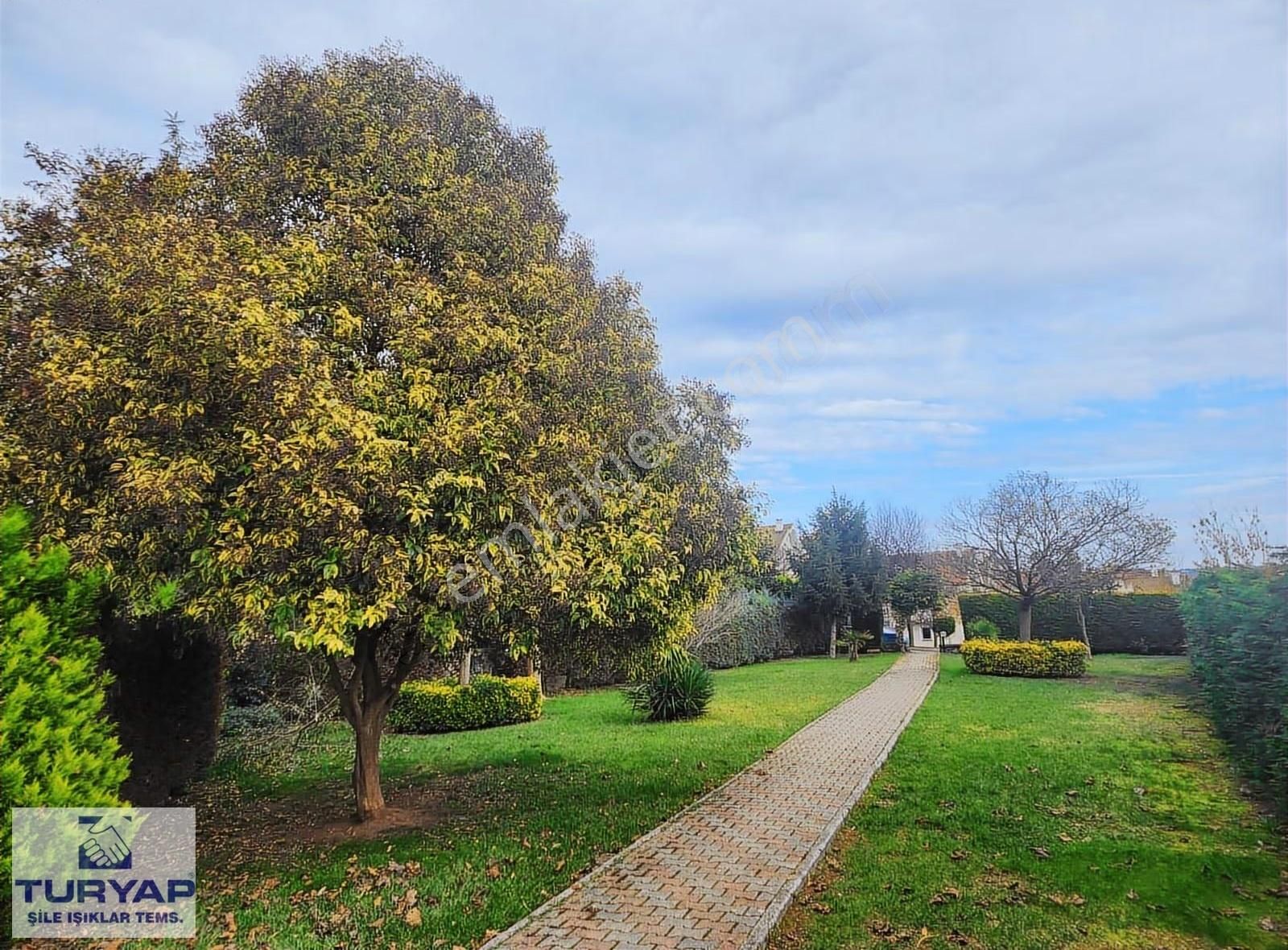 Şile Ahmetli Güvenlikli Havuzlu Sitede Satılık Müstakil Turyap - Görsel 14