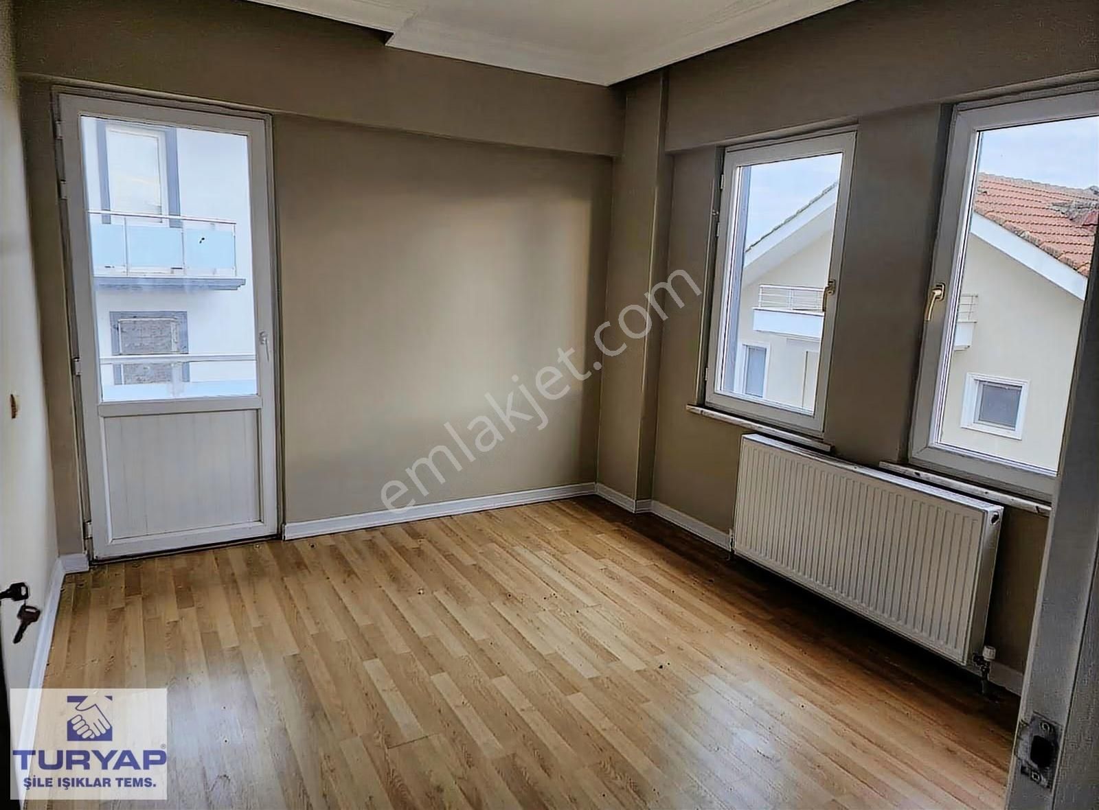 Şile Ahmetli Güvenlikli Havuzlu Sitede Satılık Müstakil Turyap - Görsel 13