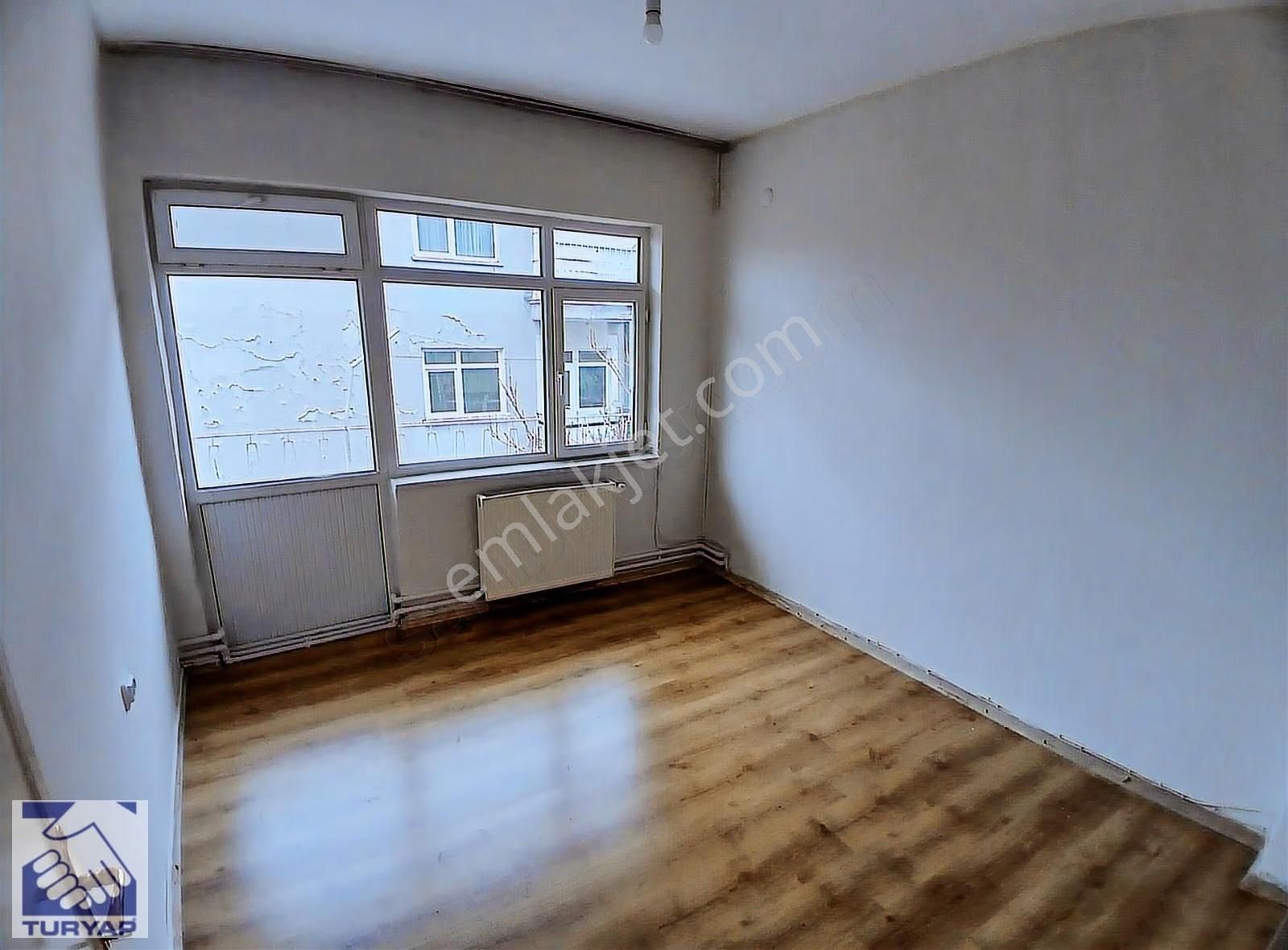 Aşağıeğlencede Merkezi Konumlu Ara Kat Kiralık 3+1 Daire - Görsel 10