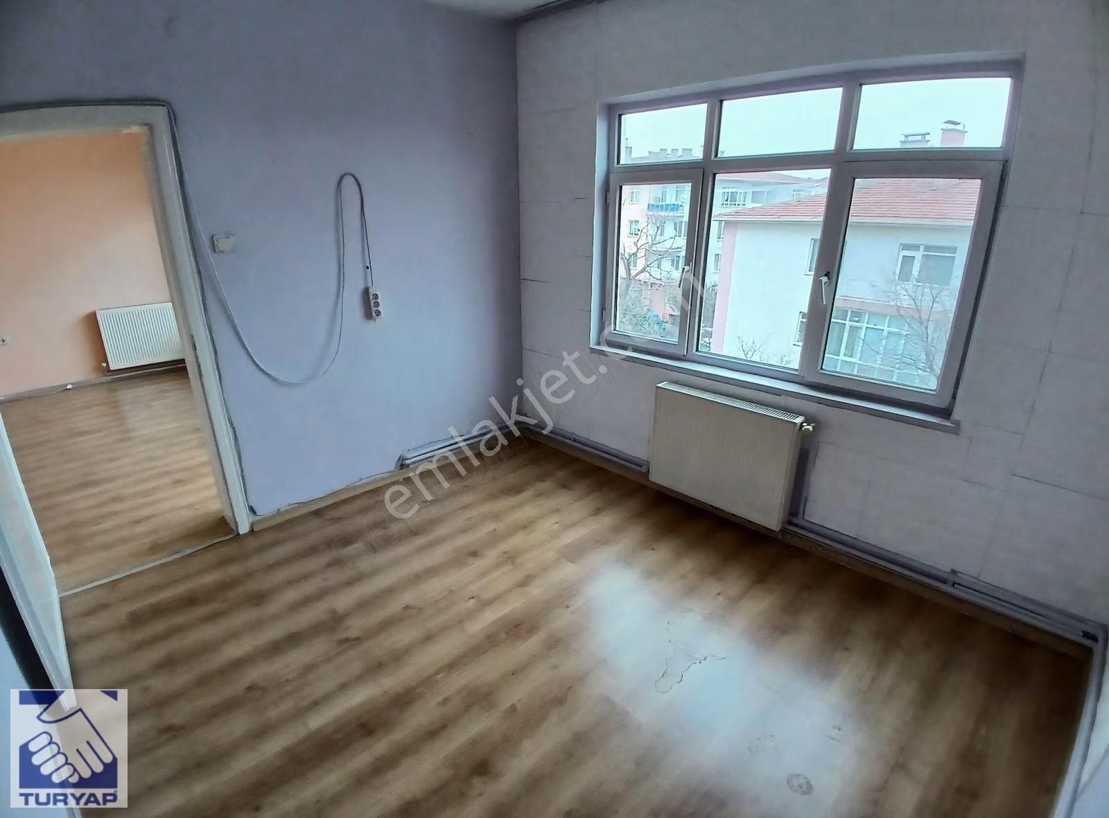 Aşağıeğlencede Merkezi Konumlu Ara Kat Kiralık 3+1 Daire - Görsel 9