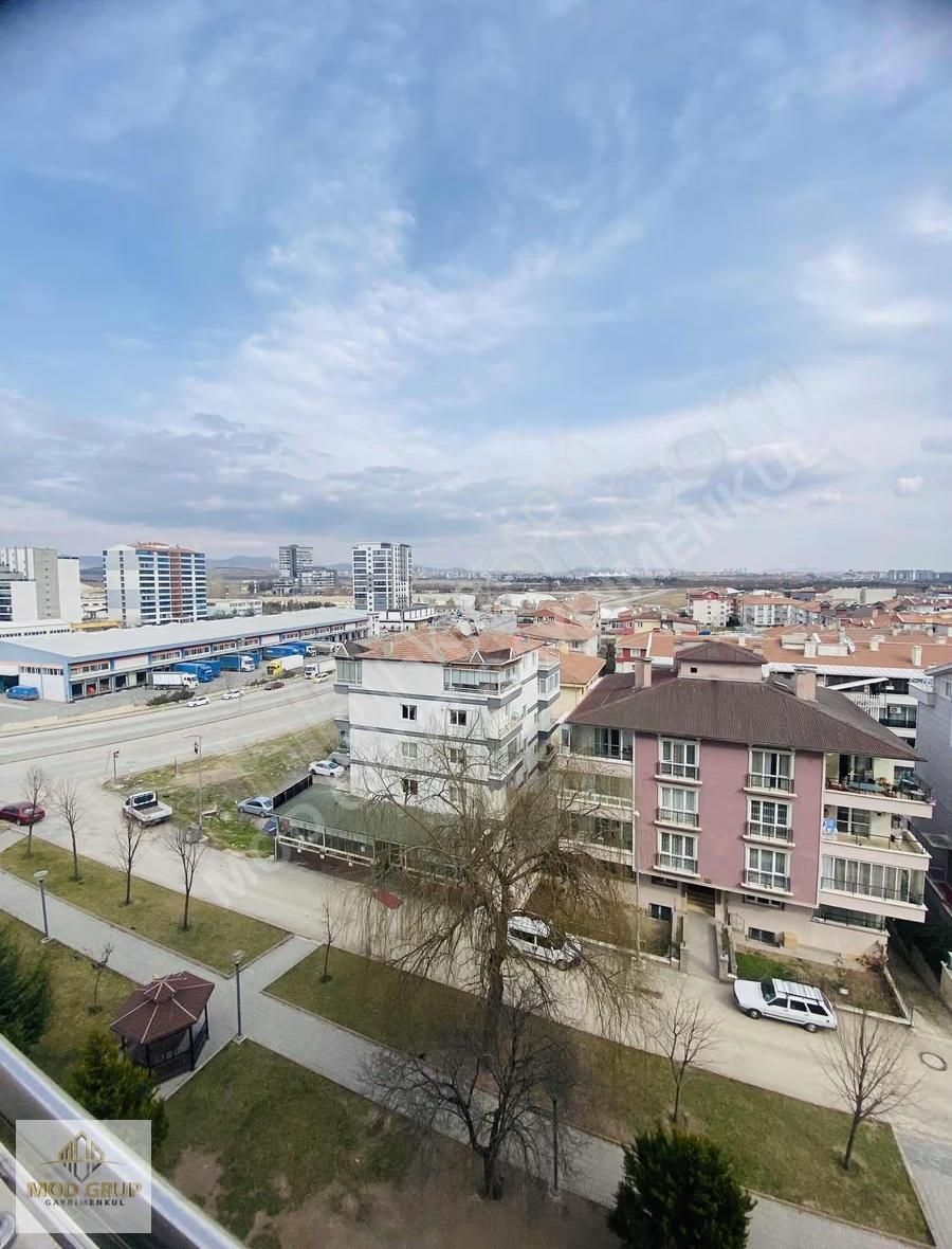 Eryaman Zirve Loft Da 24 Saat Güvenlikli Sitede 1+1 Daire - Görsel 6