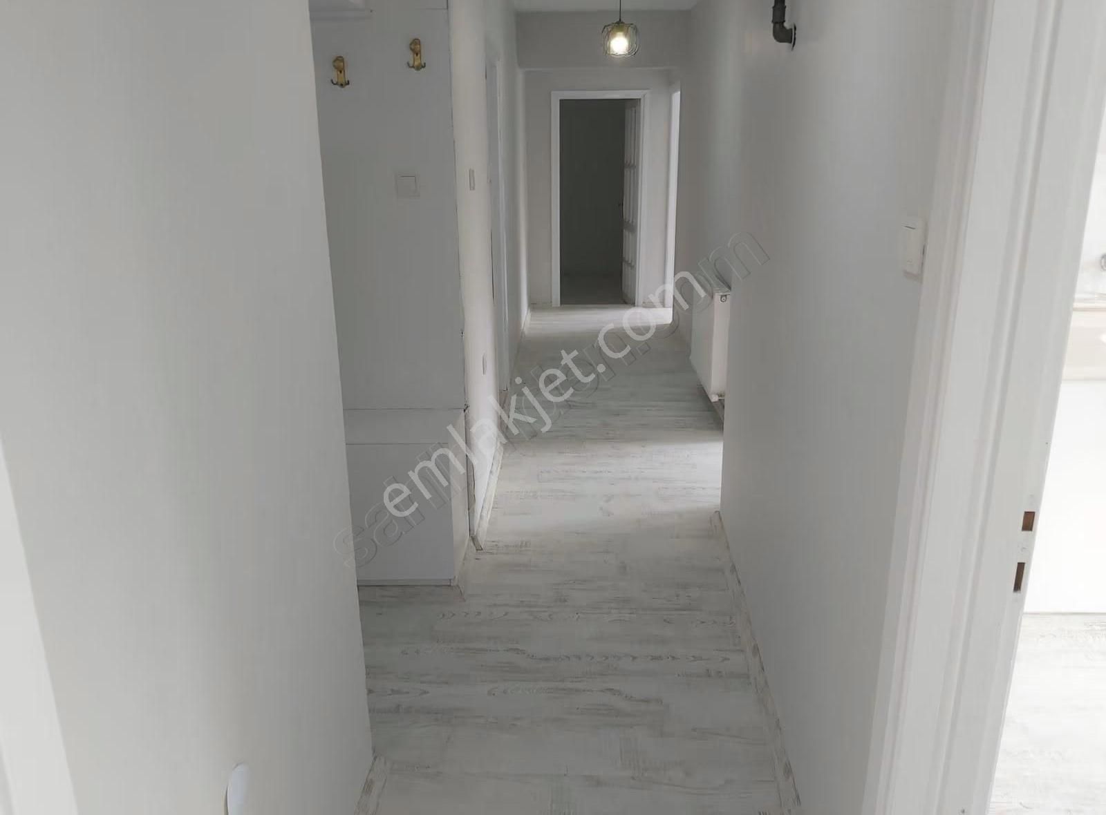 Bornova Atatürk Mahallesinde Satılık 3+1 Daire - Görsel 14