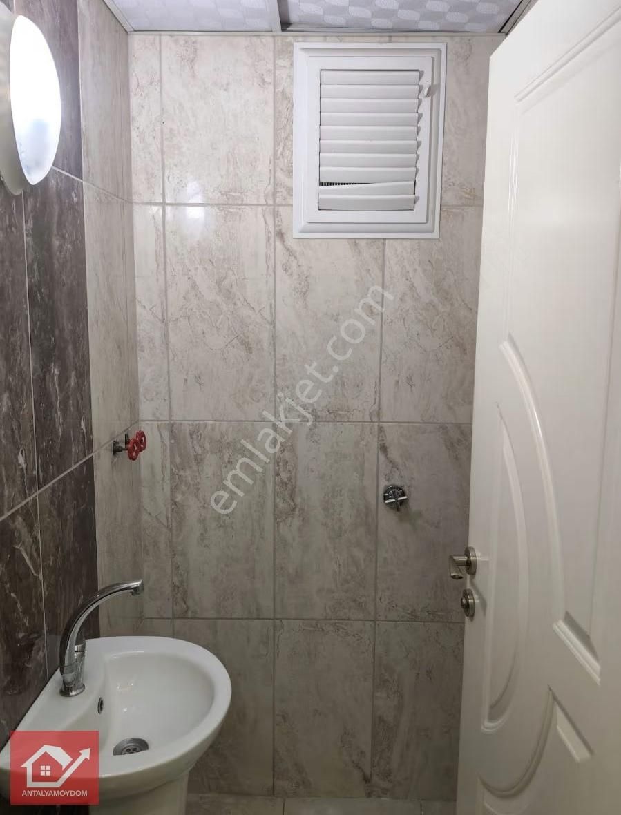 Hastaneye Yakın Site İçerisinde Eşyalı Kiralık 2+1 - Görsel 4