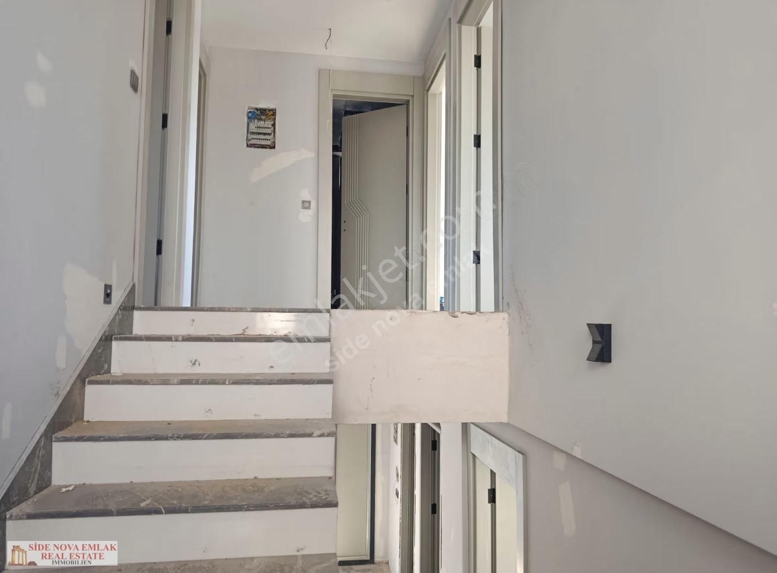 Manavgat Hatiplar Mahallesi Satılık 7+1 Villa - Görsel 26