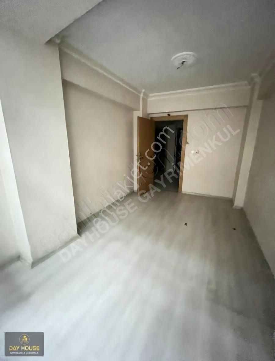 Day House Gayrimenkul'den Esentepe'de Ara Kat Daire (arka Cephe) - Görsel 17