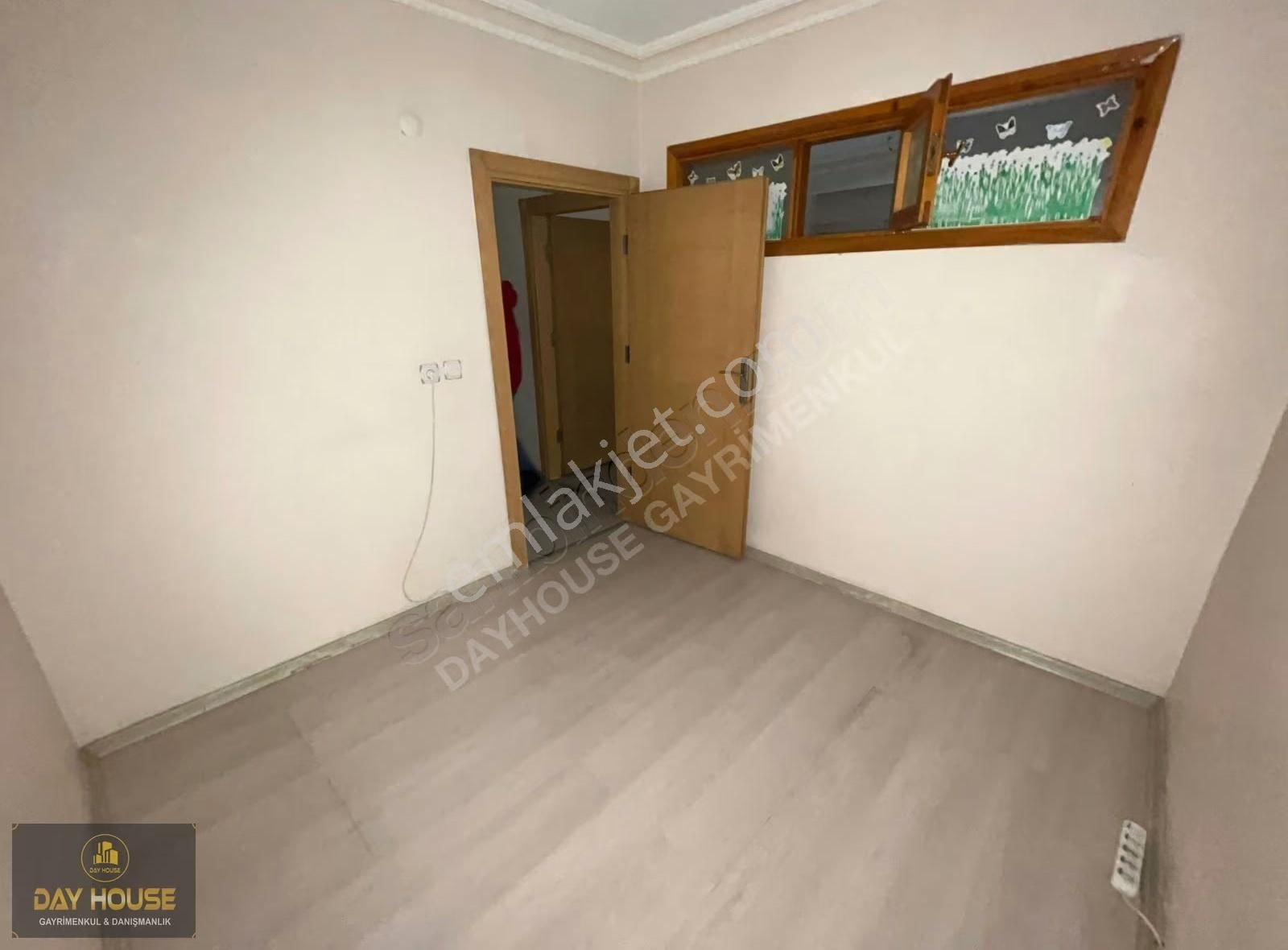 Day House Gayrimenkul'den Esentepe'de Ara Kat Daire (arka Cephe) - Görsel 3