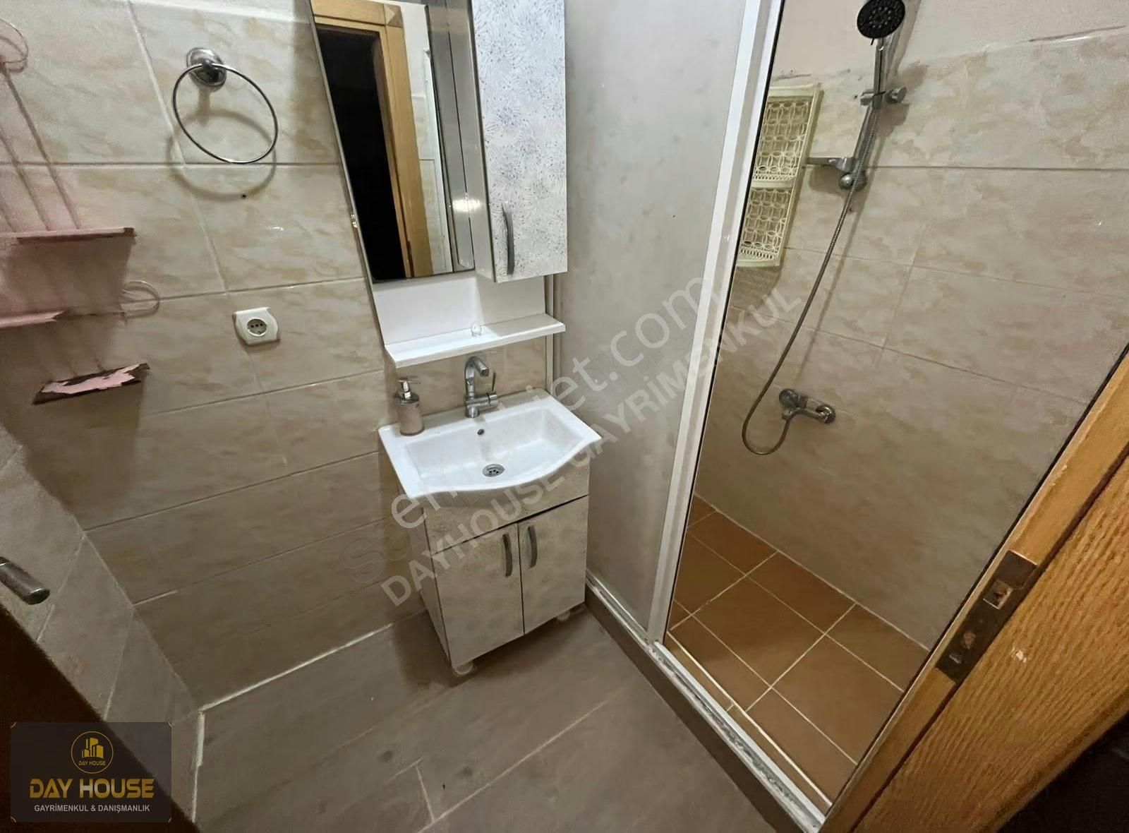 Day House Gayrimenkul'den Esentepe'de Ara Kat Daire (arka Cephe) - Görsel 19