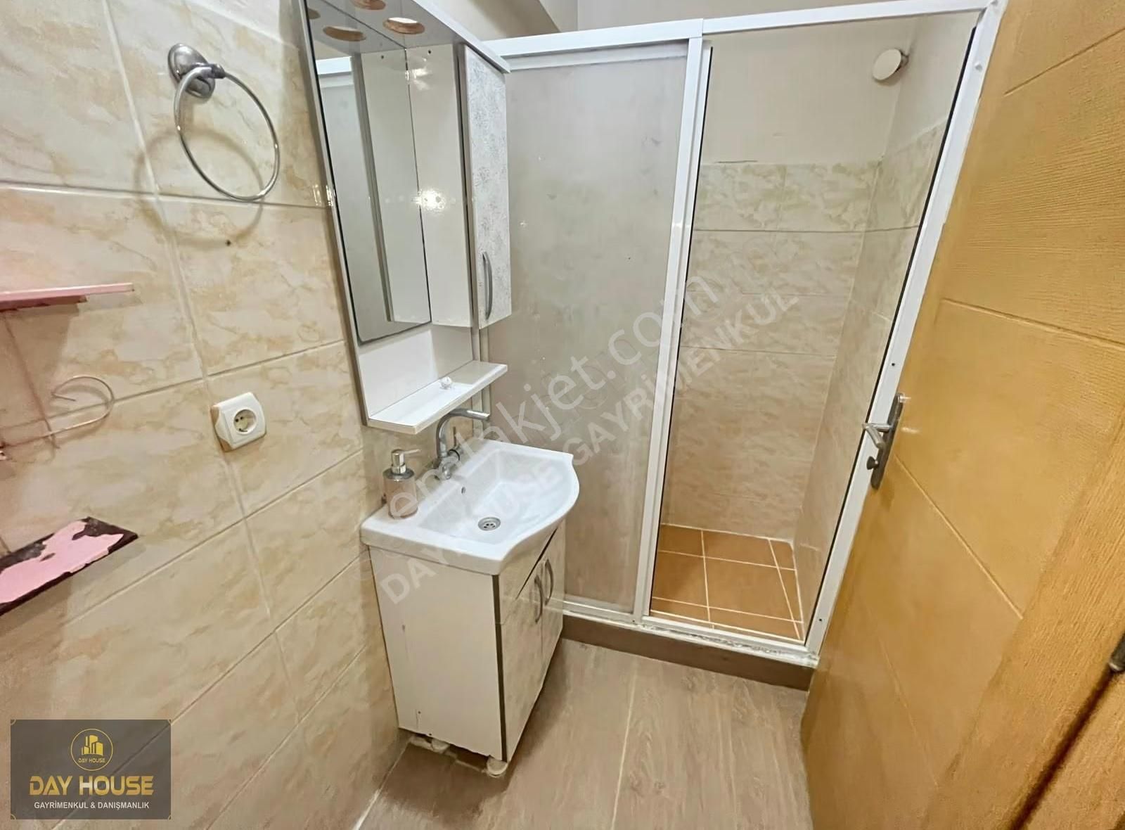 Day House Gayrimenkul'den Esentepe'de Ara Kat Daire (arka Cephe) - Görsel 26