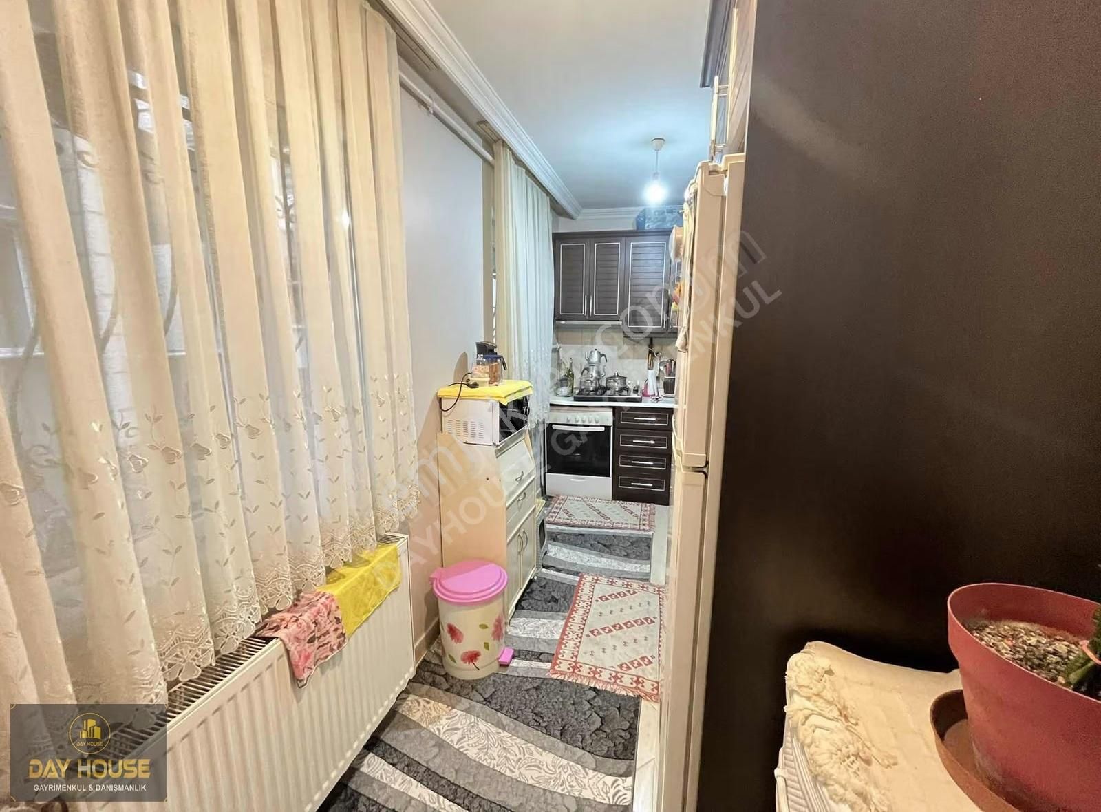 Day House Gayrimenkulden 130 M2 3+1 Balkonlu Kot-1 - Görsel 12