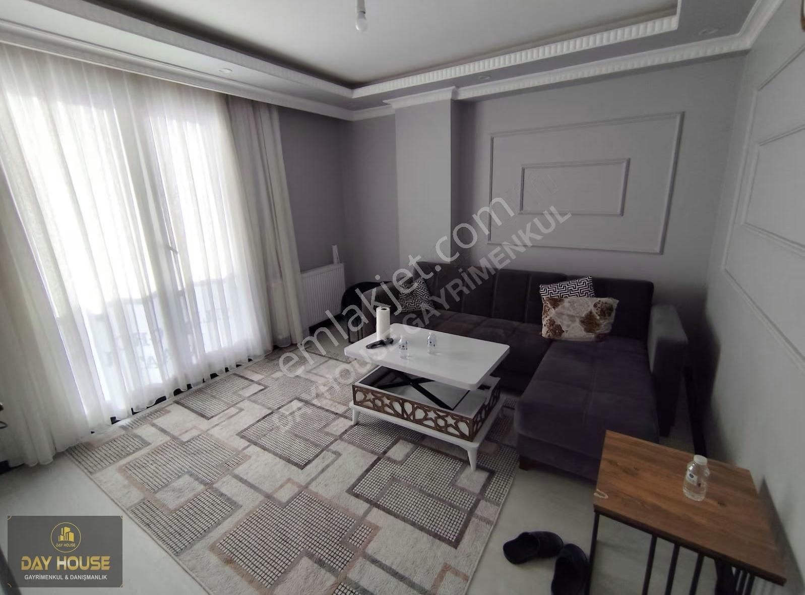 Acil Satılık Cadde Üzerinde 1 Yaşında Asansörlü Daire - Görsel 13