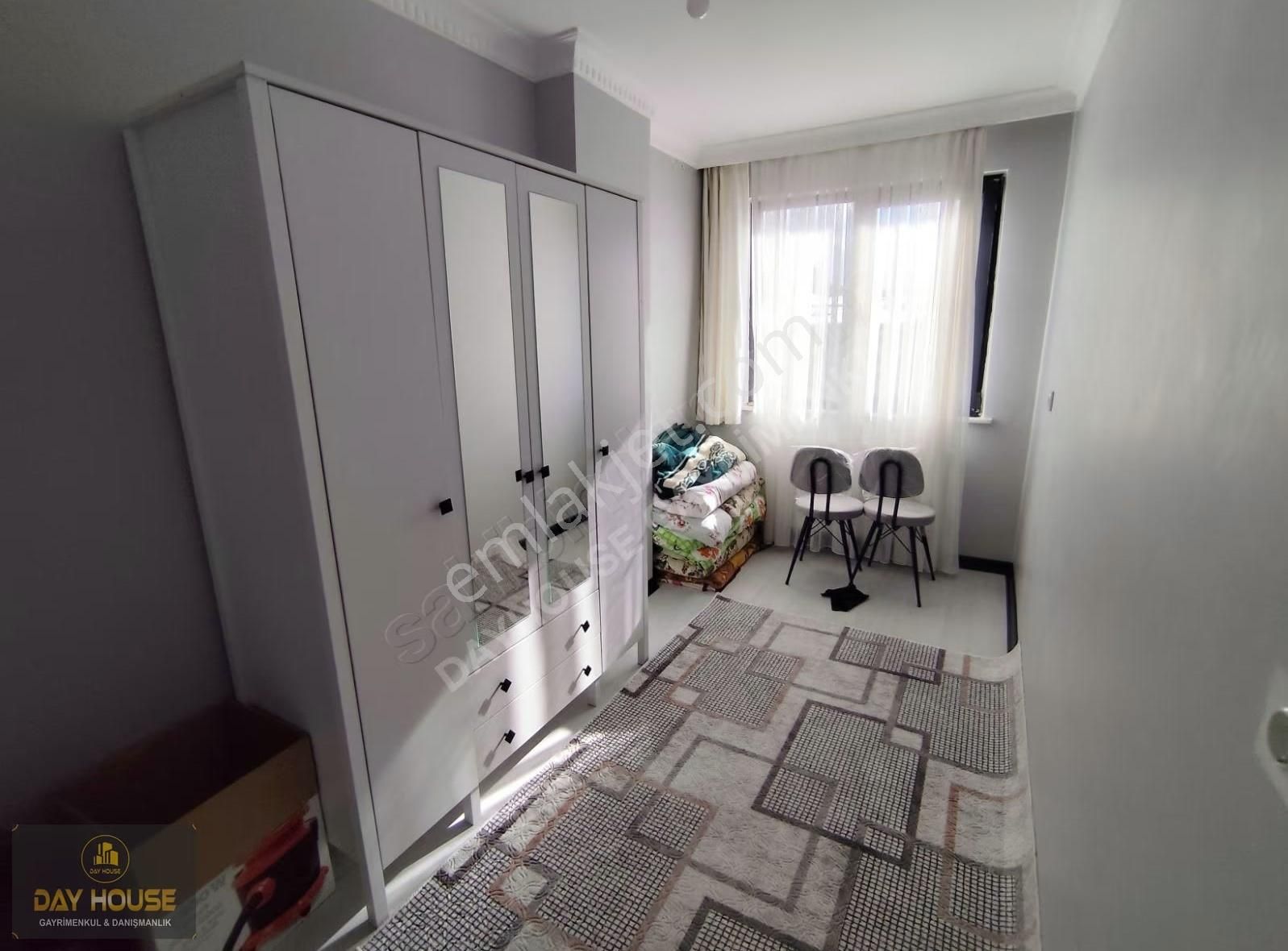 Acil Satılık Cadde Üzerinde 1 Yaşında Asansörlü Daire - Görsel 6