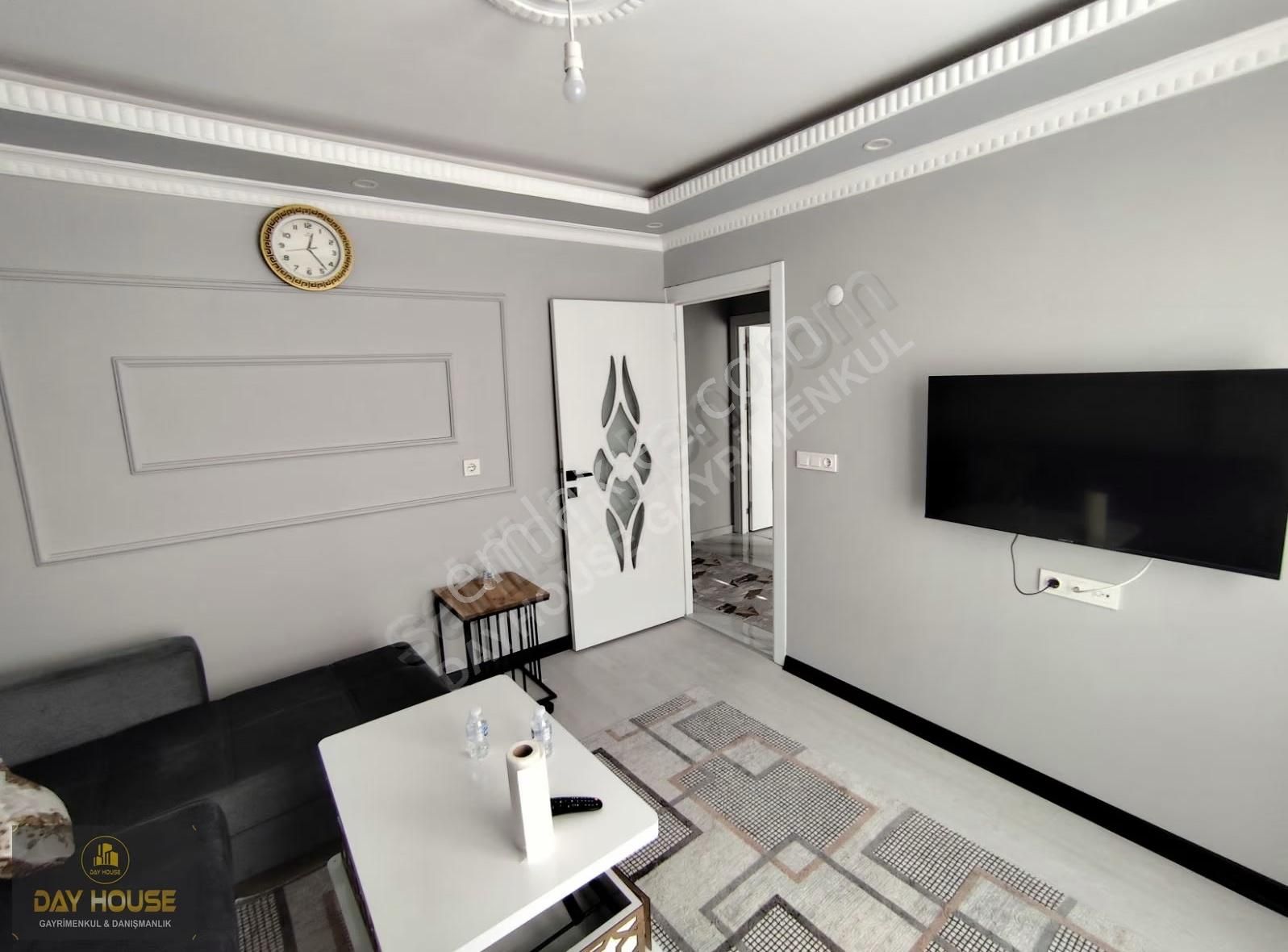 Acil Satılık Cadde Üzerinde 1 Yaşında Asansörlü Daire - Görsel 17