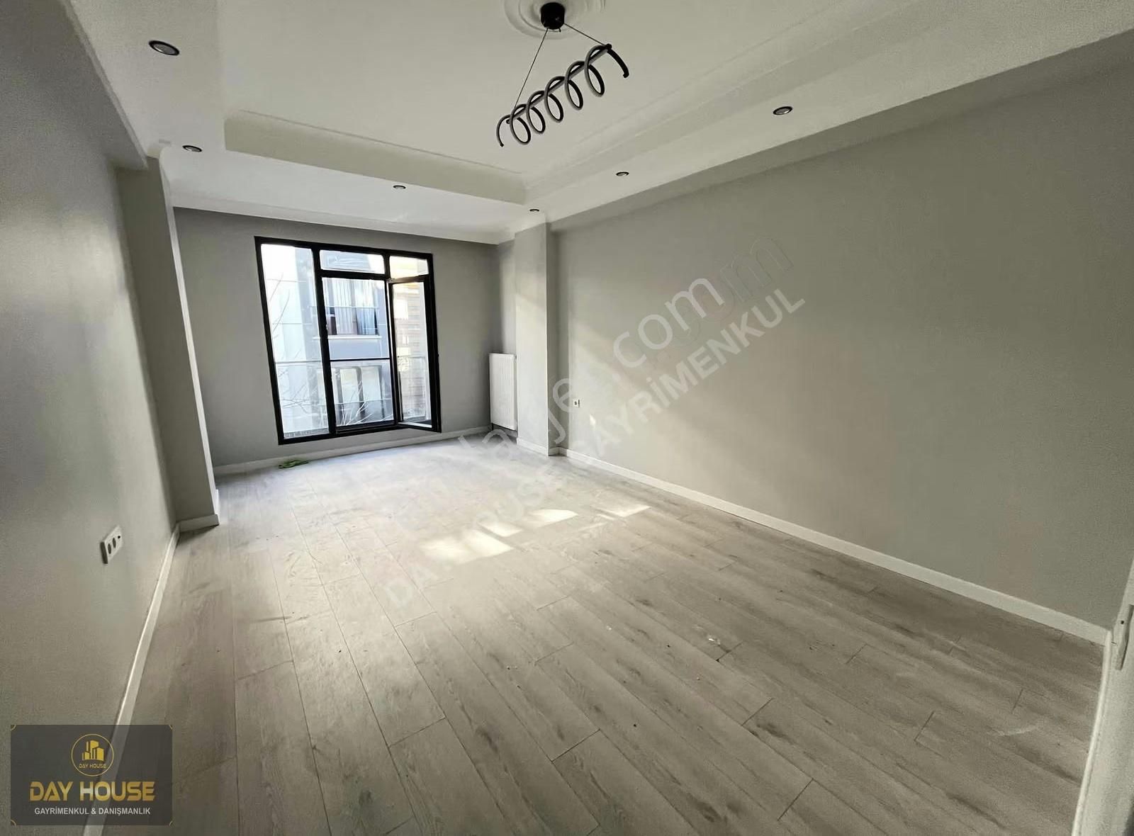 Day House Gayrimenkul'den 1 Yaşında Balkonlı Ara Kat - Görsel 9