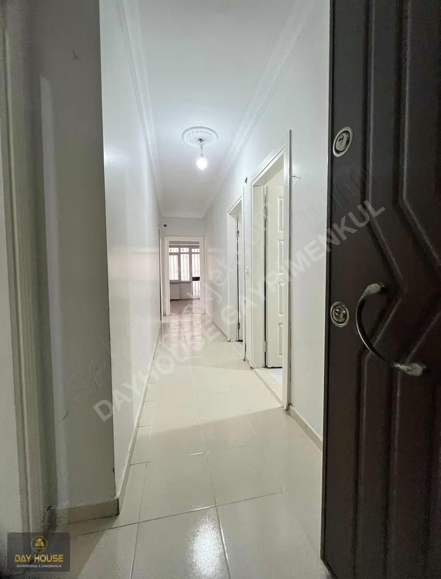 Zübeyde Hanım'da Ayrı Girişli 2+1 Yüksek Bahçe Katı - Görsel 2