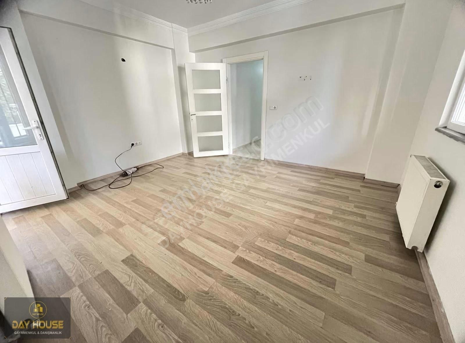 Zübeyde Hanım'da Ayrı Girişli 2+1 Yüksek Bahçe Katı - Görsel 31