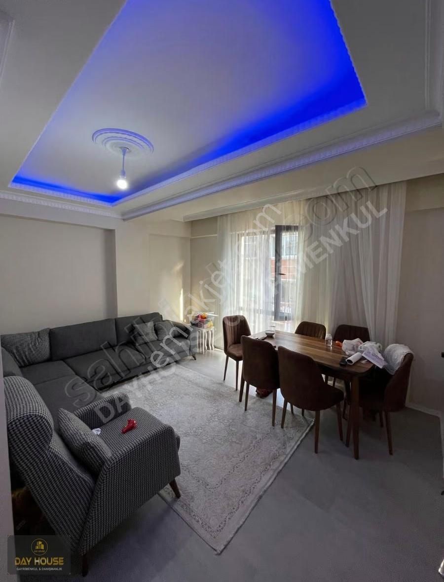 Day House Gayrimenkul'den 3 Yaşında Asansörlü Daire - Görsel 5