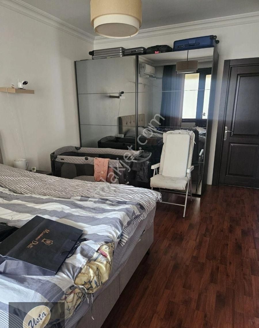 Çiğdem Mahallesinde Ara Katta 4+1 Mükemmel Kiralık Daire... - Görsel 20