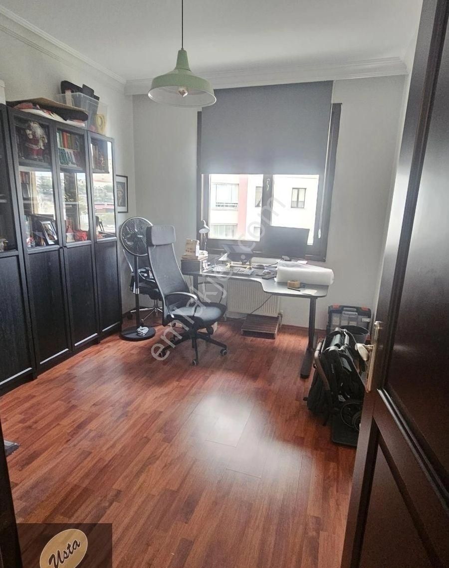 Çiğdem Mahallesinde Ara Katta 4+1 Mükemmel Kiralık Daire... - Görsel 12