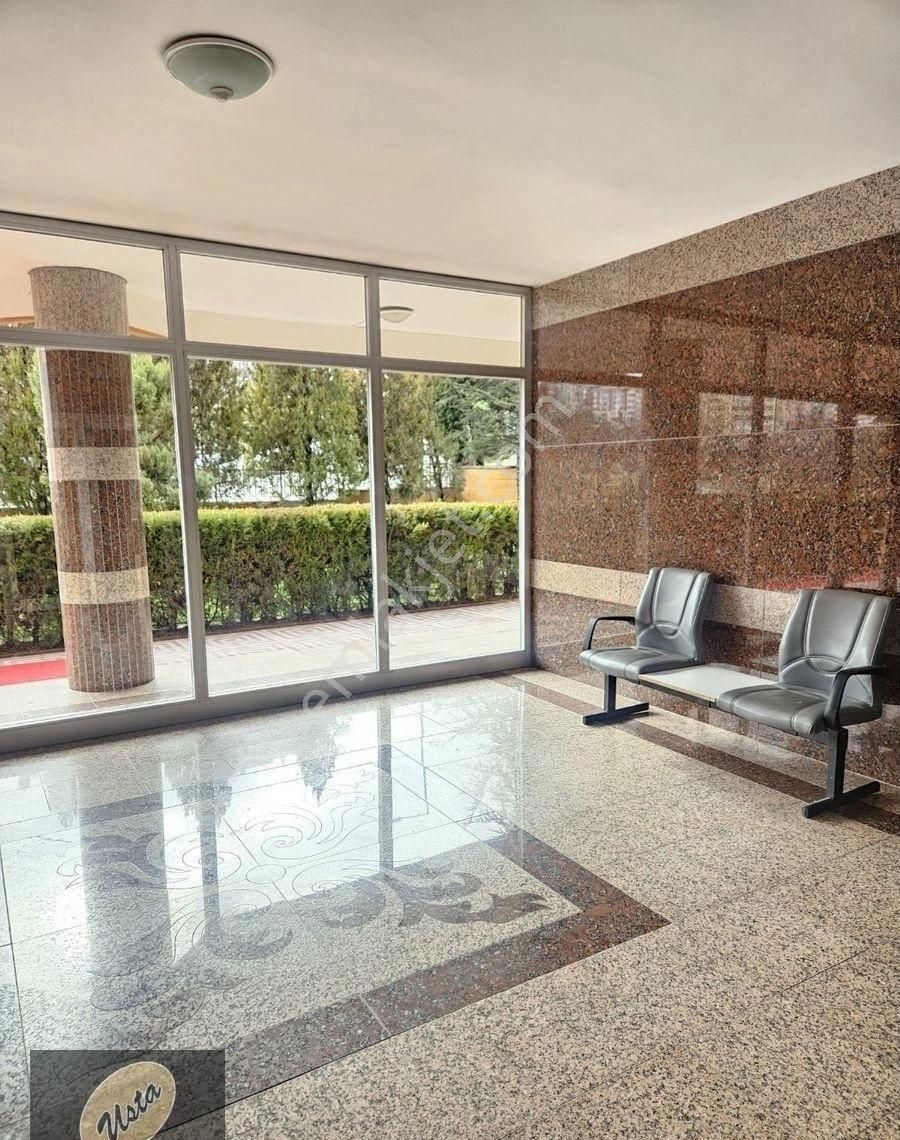 Çiğdem Mahallesinde Ara Katta 4+1 Mükemmel Kiralık Daire... - Görsel 7