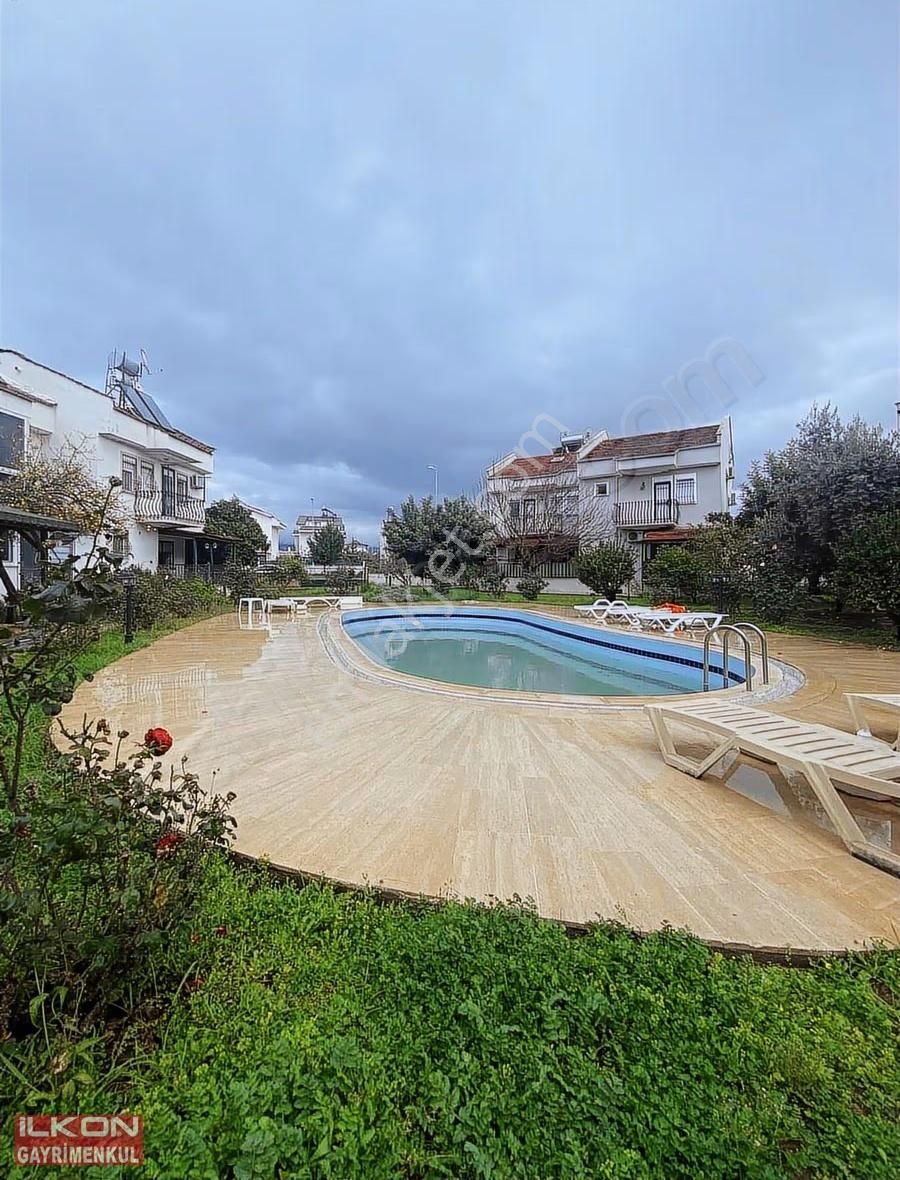 İlkon'dan Foça'da Nezih Konumda Satılık 4+1 Tripleks Villa - Görsel 6