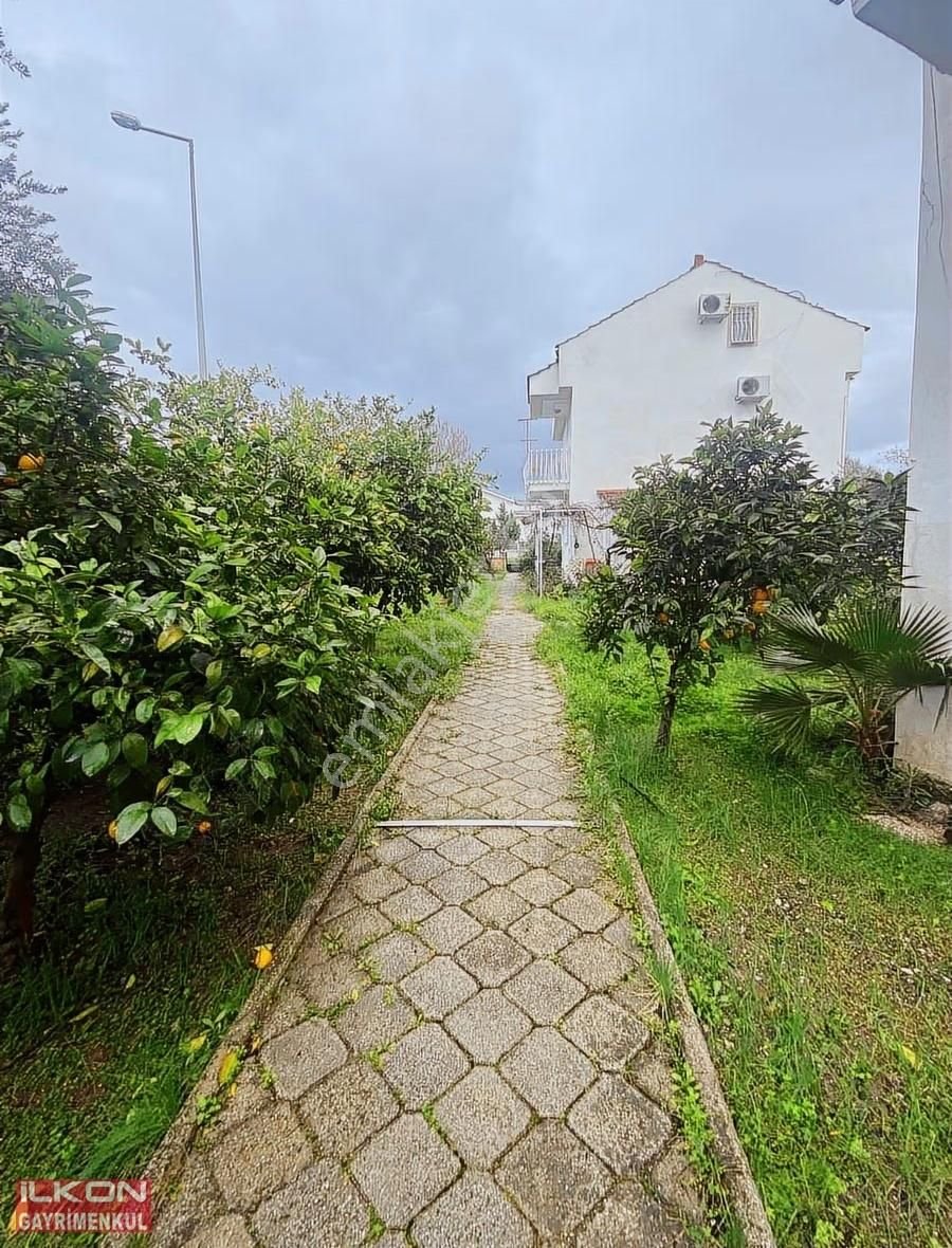 İlkon'dan Foça'da Nezih Konumda Satılık 4+1 Tripleks Villa - Görsel 14