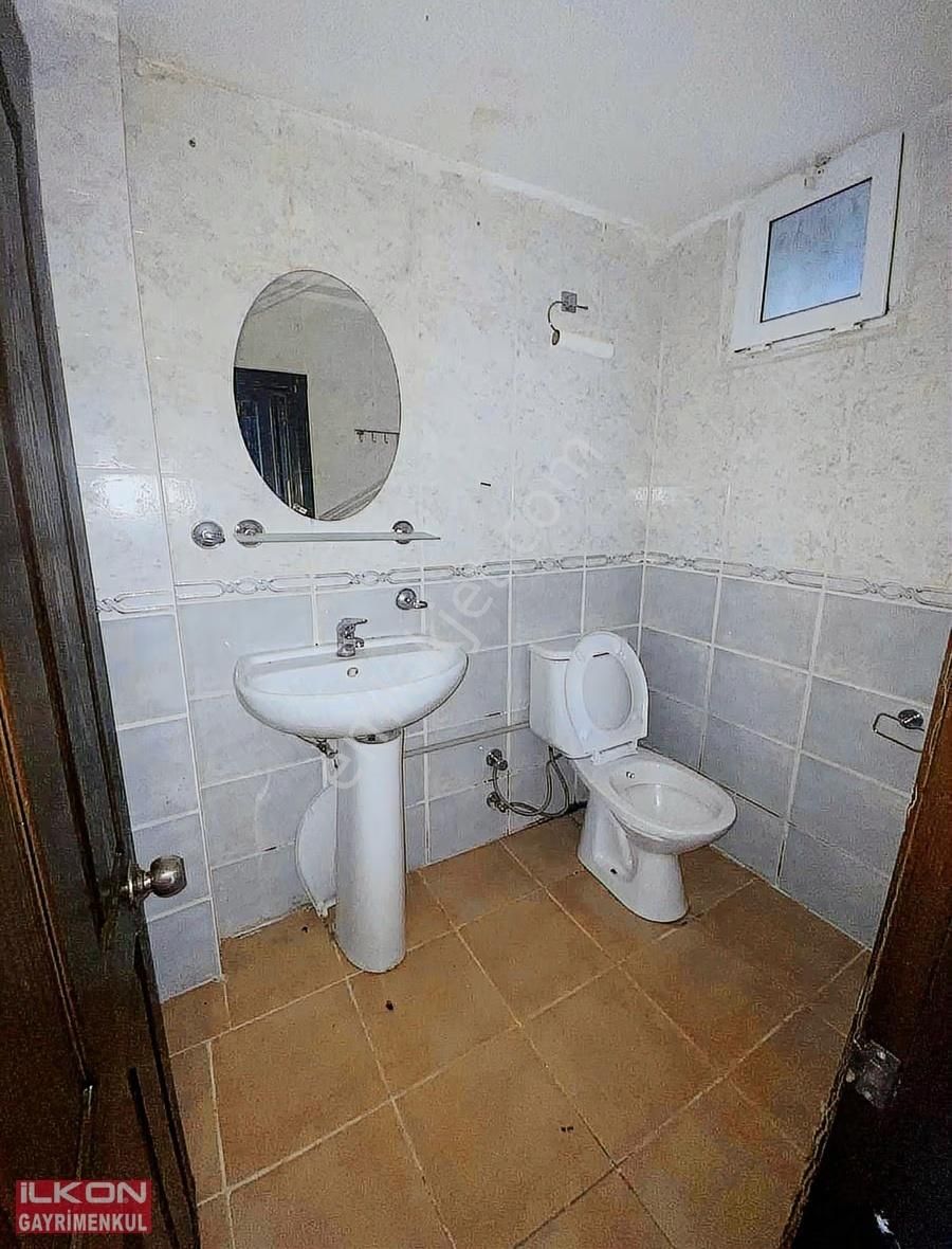 İlkon'dan Foça'da Nezih Konumda Satılık 4+1 Tripleks Villa - Görsel 24