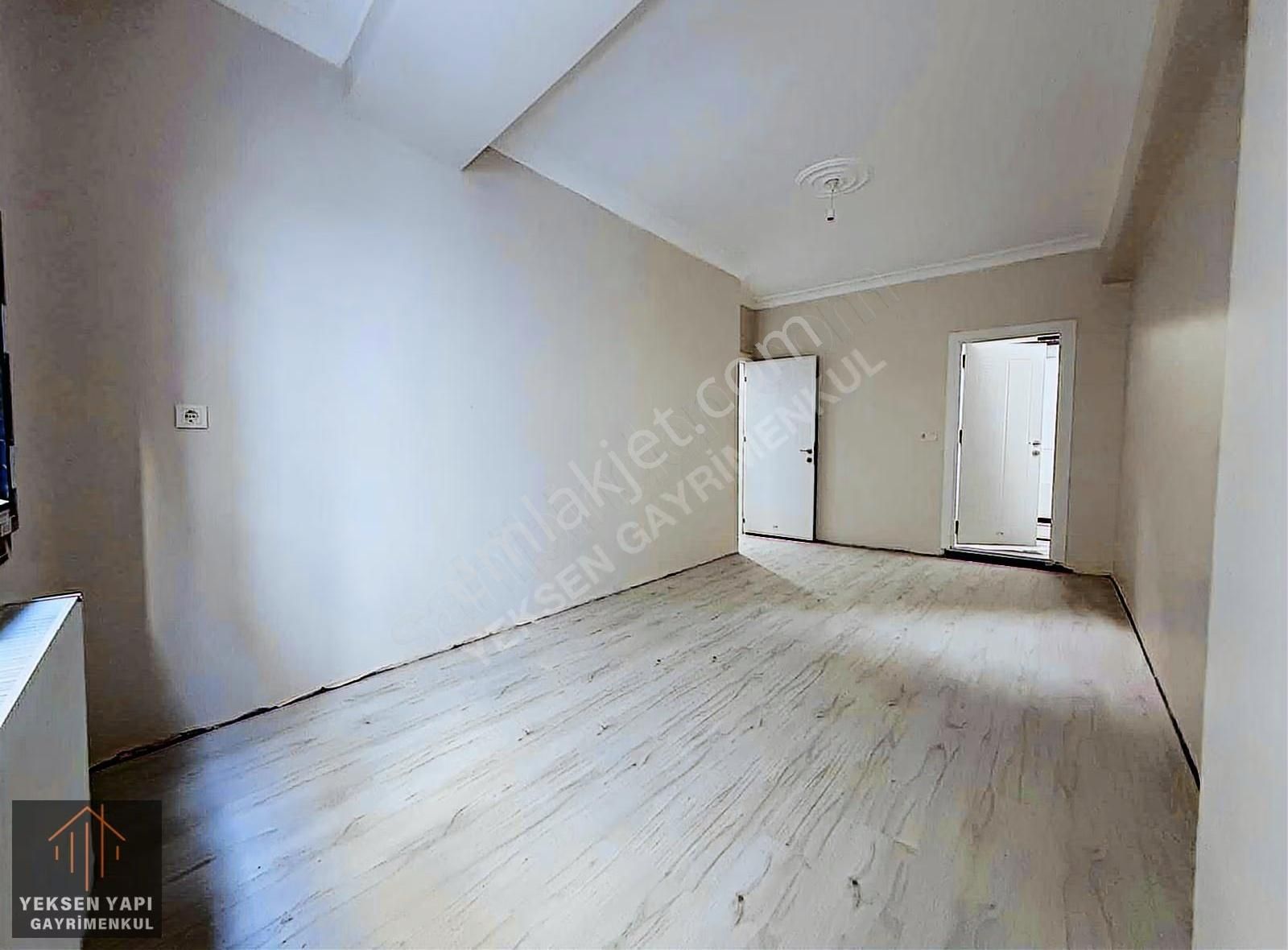 Sefaköy Metrobüs'e Yakın 3+1 Lüks Tek Daire Üzeri Daire - Görsel 13