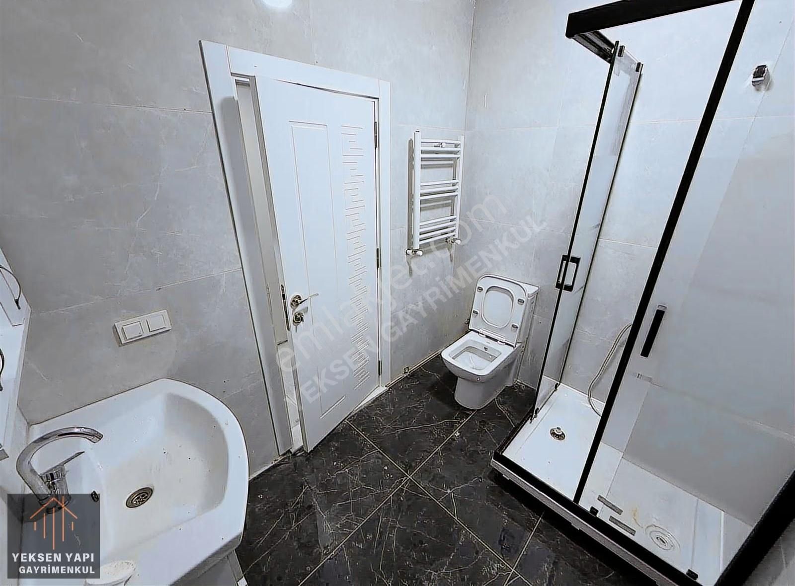 Sefaköy Metrobüs'e Yakın 3+1 Lüks Tek Daire Üzeri Daire - Görsel 20