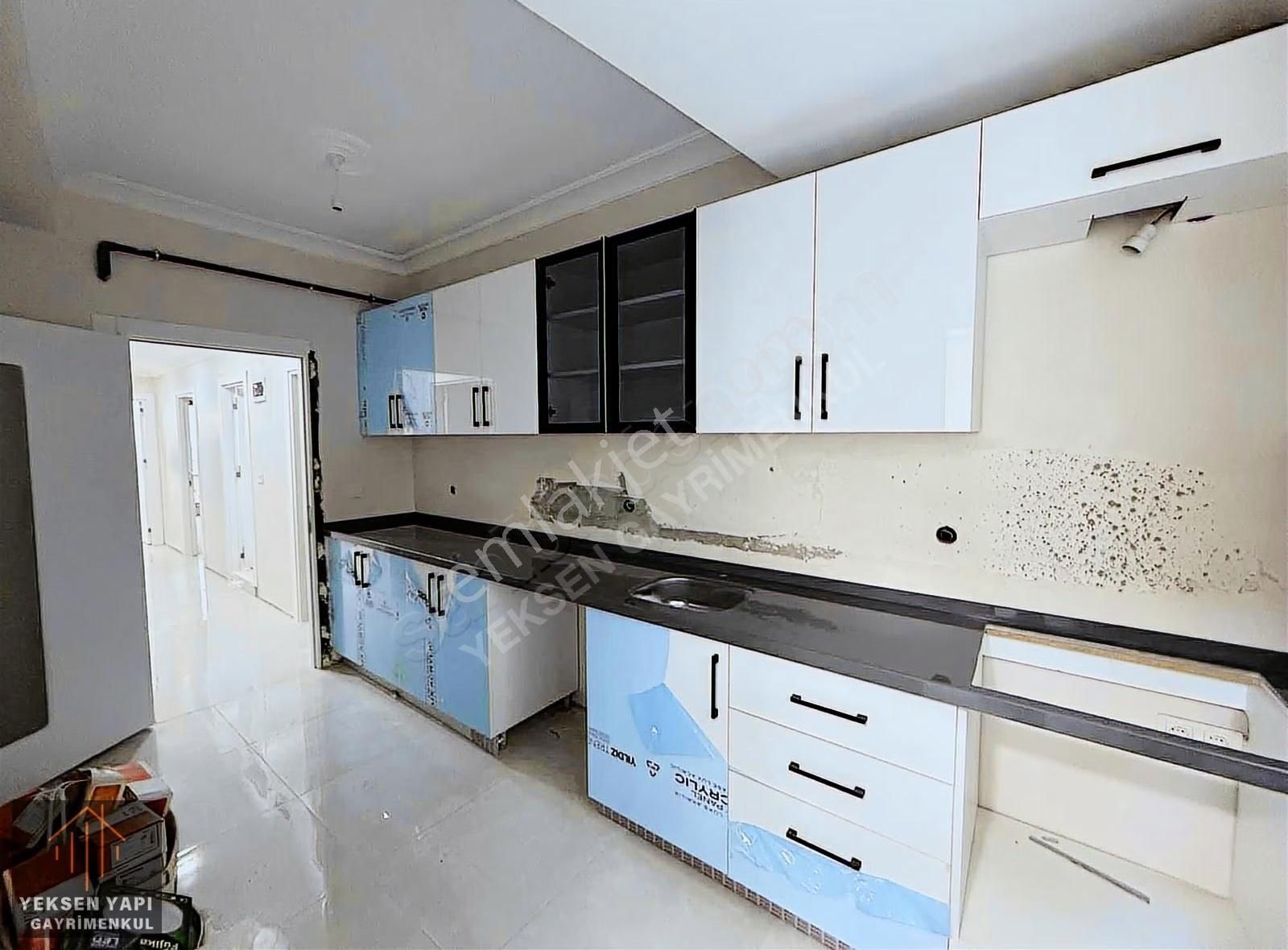 Sefaköy Metrobüs'e Yakın 3+1 Lüks Tek Daire Üzeri Daire - Görsel 6