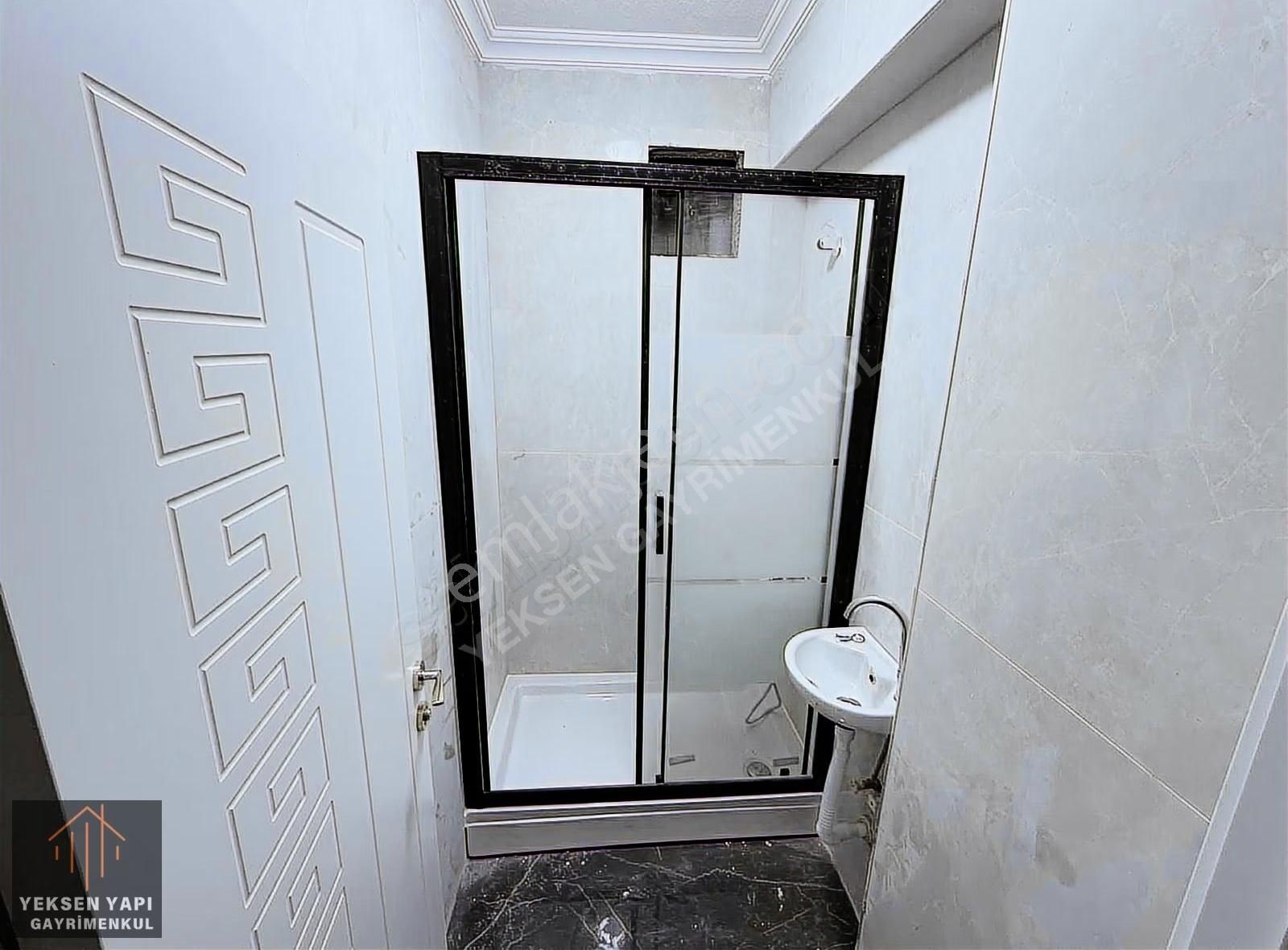 Sefaköy Metrobüs'e Yakın 3+1 Lüks Tek Daire Üzeri Daire - Görsel 21