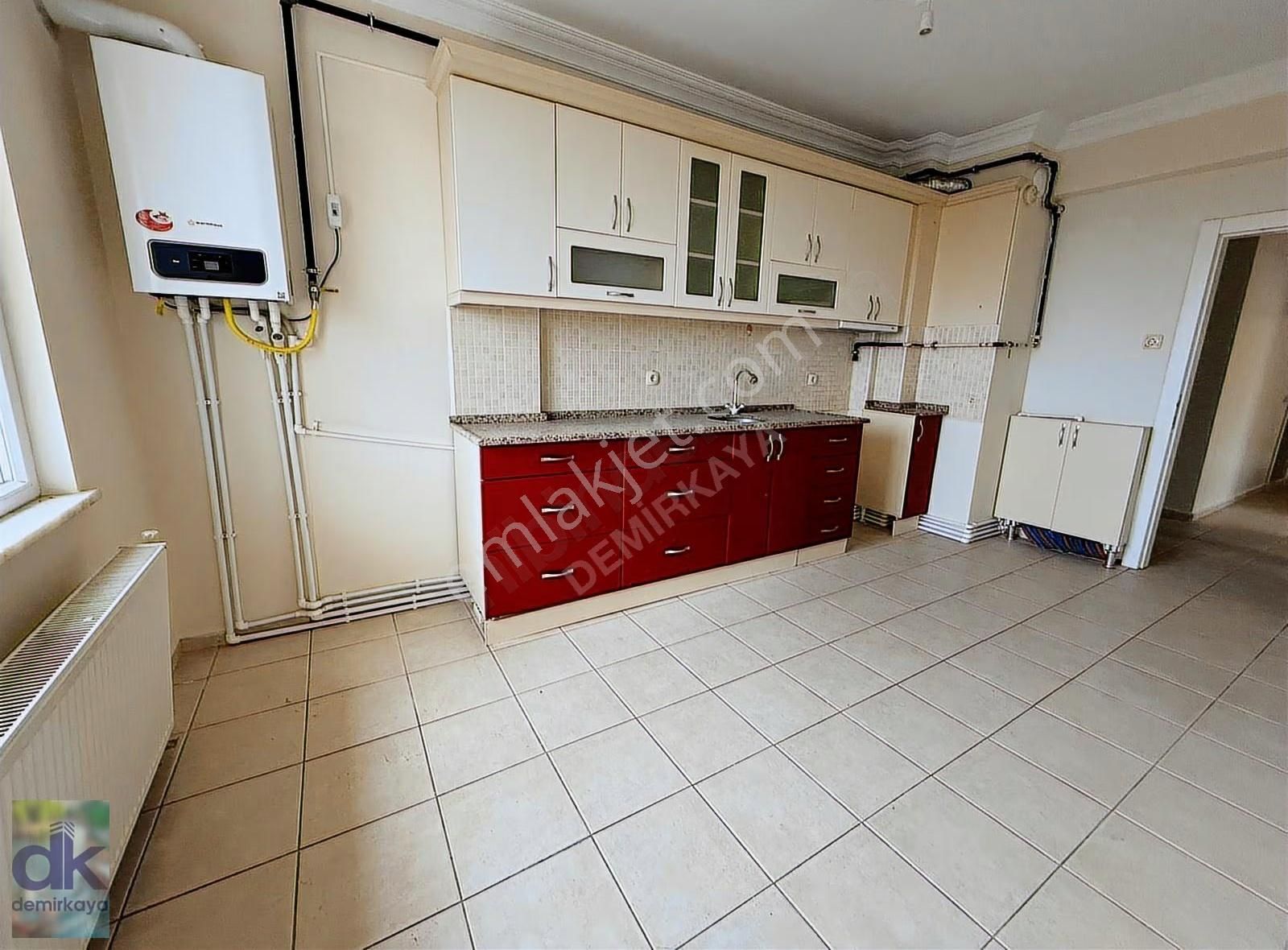 Demirkaya Emlak'tan Çankaya Mah. Alp Konutlarında Site İçi 3+1 - Görsel 12