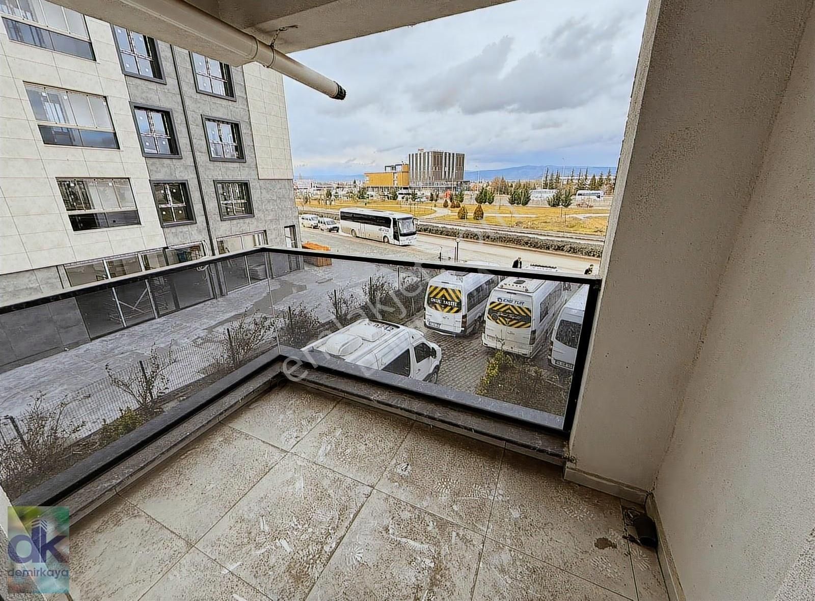 71 Evler Mah Şehir Hastanesi Yakını Candanel Bulvarı 3+1 Kiralık - Görsel 25