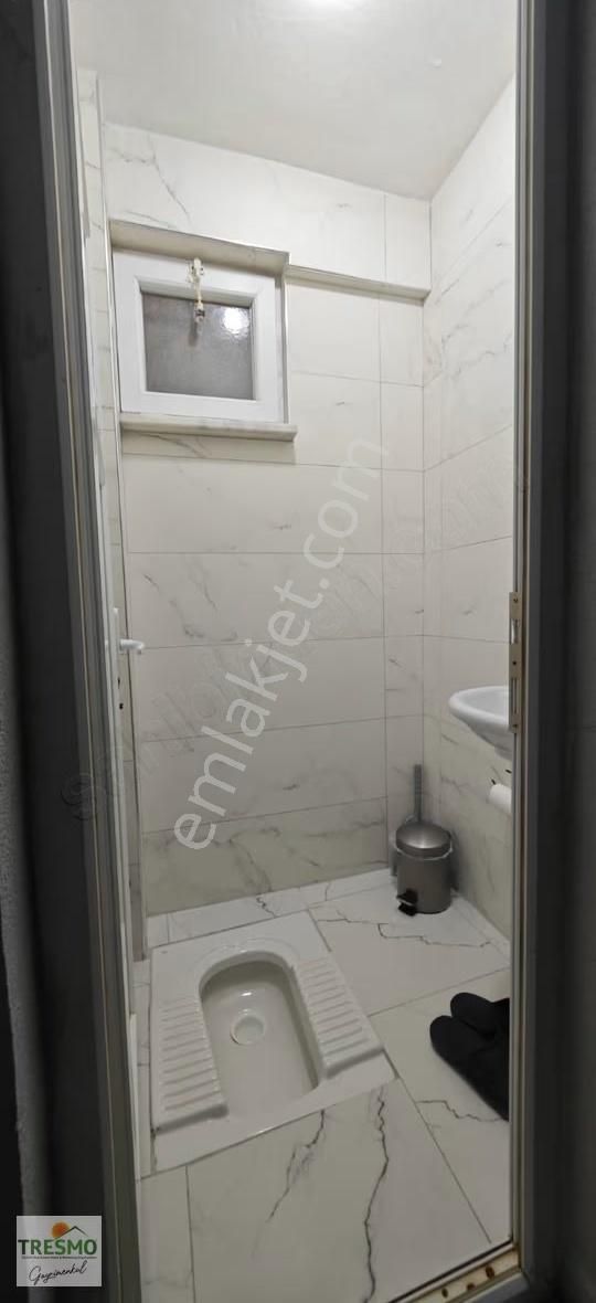 Körfez Çamlıtepe Mahallesi 2 Katlı Bahçeli Satılık Müstakil Bina - Görsel 16