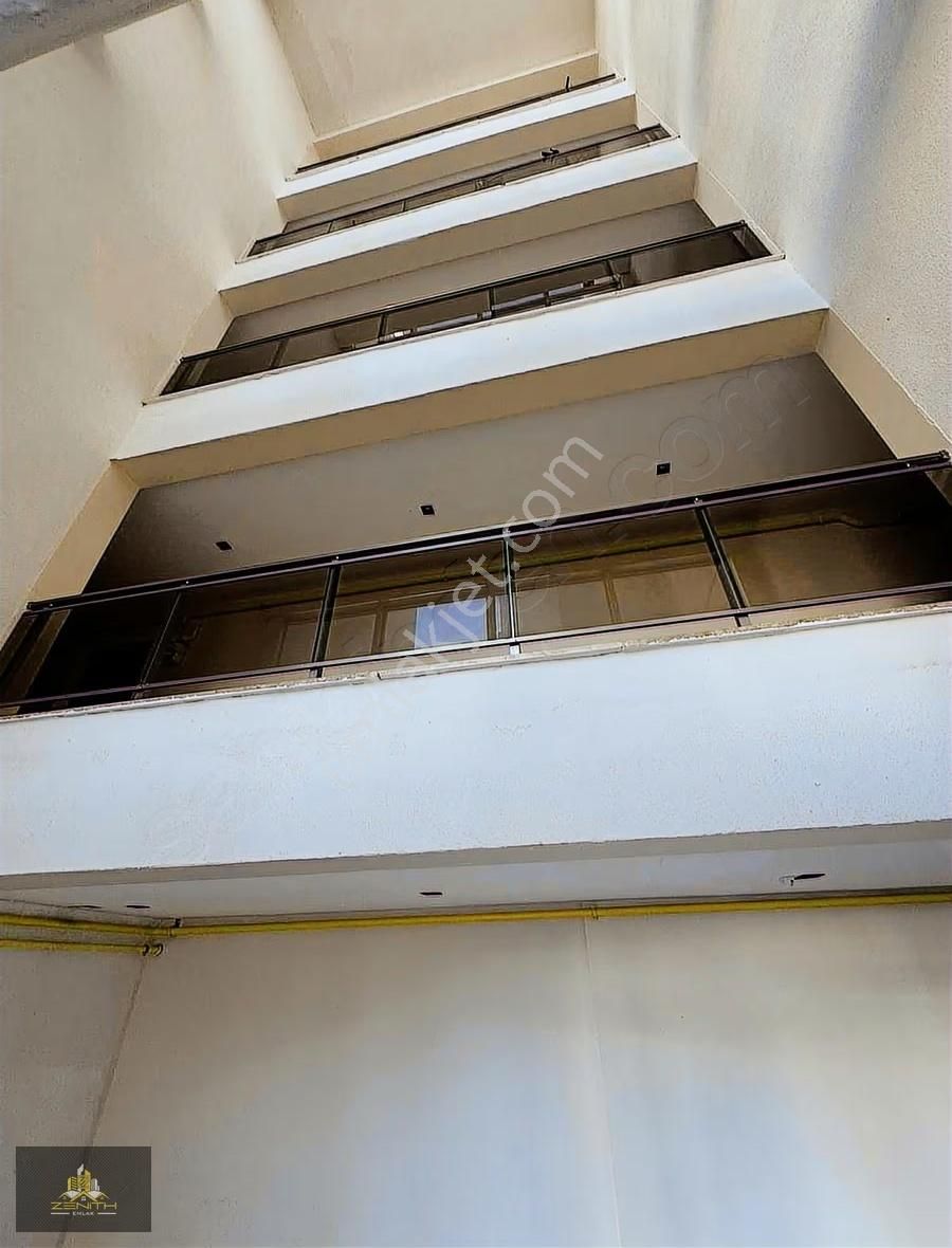 Bakyapı Sitesinde 3+1 Eşyalı Kiralık Daire - Görsel 28