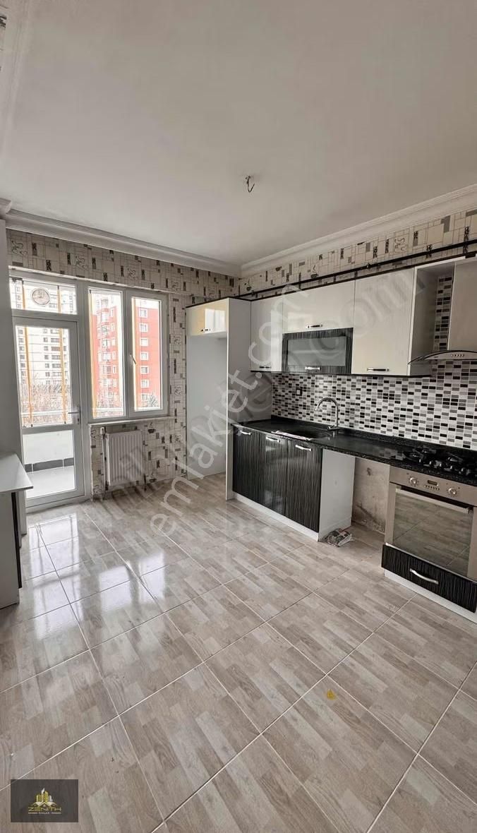 Stadyum Yanı Real Avm Civarı 3+1 Ara Kat Kiralık Daire