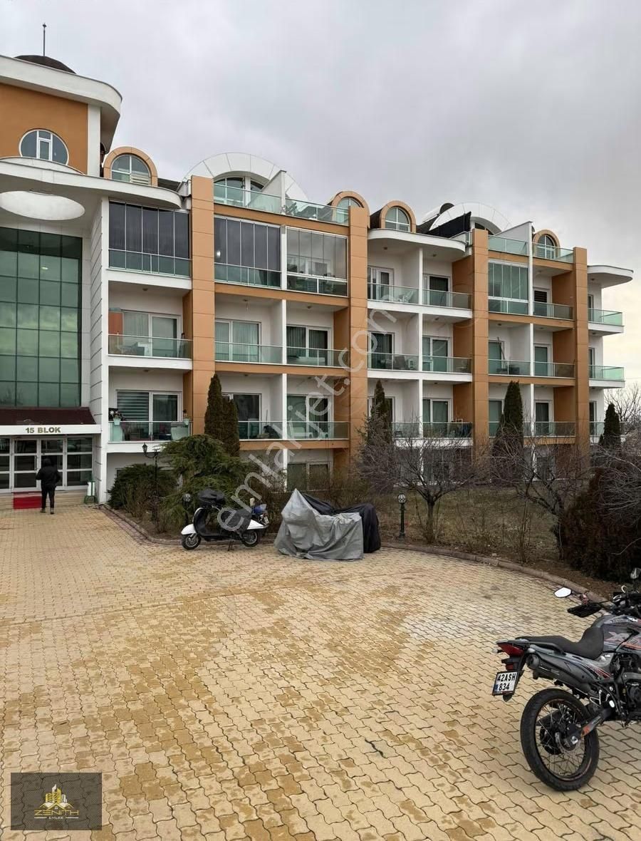 Stüdyo Palace'da 1+1 Full Eşyalı Teraslı Kiralık Stüdyo Daire